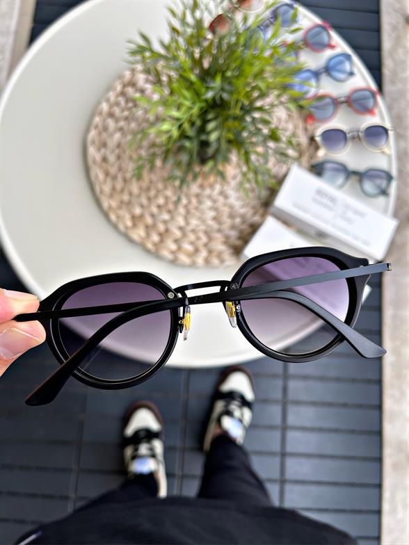 GÜNEŞ GÖZLÜĞÜ KADIN&ERKEK SİYAH,UV-400 KORUMALI CAM,RAHAT KULLANIM RE0088