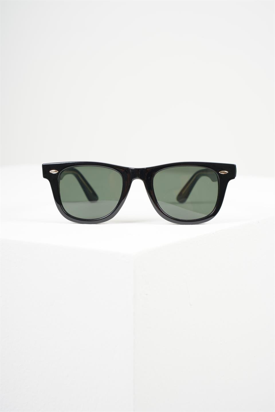 ROYAL EYEWEAR RE6802 SİYAH YEŞİL UNISEX GÜNEŞ GÖZLÜĞÜ