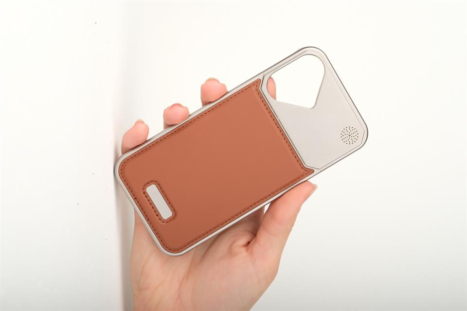 Therock iPhone 16 Taba Manyetik Özellikli Alüminyum Alaşımlı Hakiki Deri,Kokulu Metal Kızaklı Telefon Kılıfı