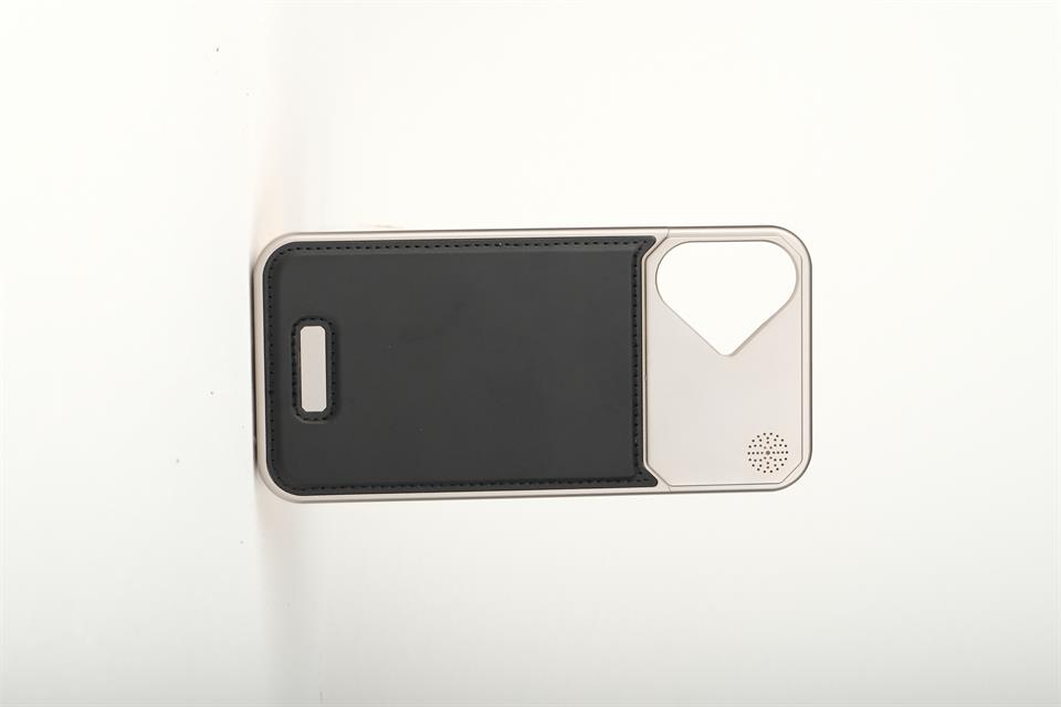 Therock iPhone 16 Siyah Manyetik Özellikli Alüminyum Alaşımlı Hakiki Deri,Kokulu Metal Kızaklı Telefon Kılıfı