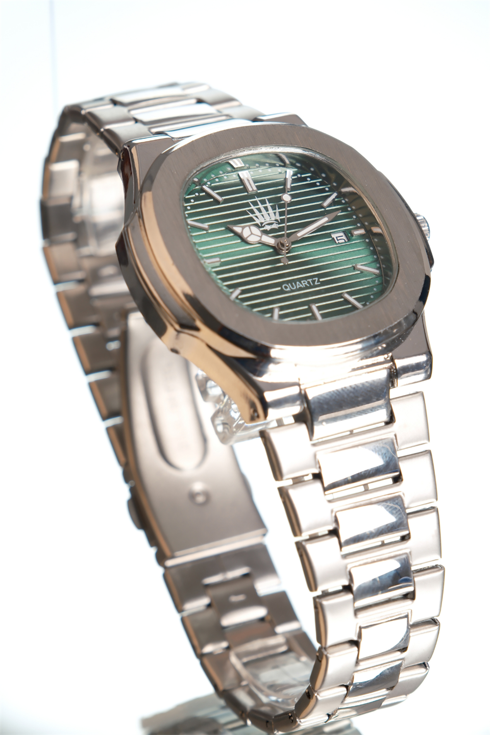 Wolf Silver Green Kol Saati