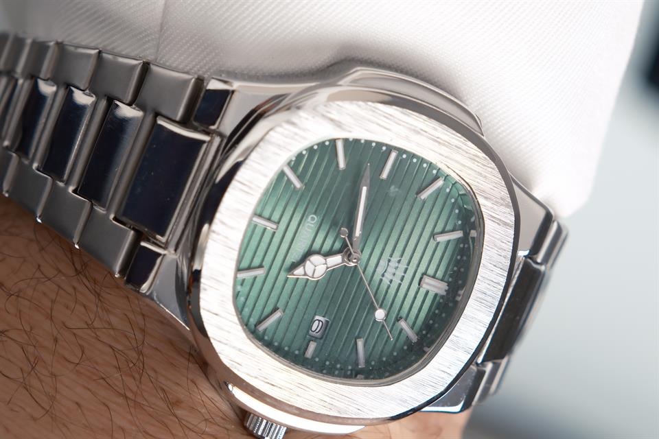 Wolf Silver Green Kol Saati