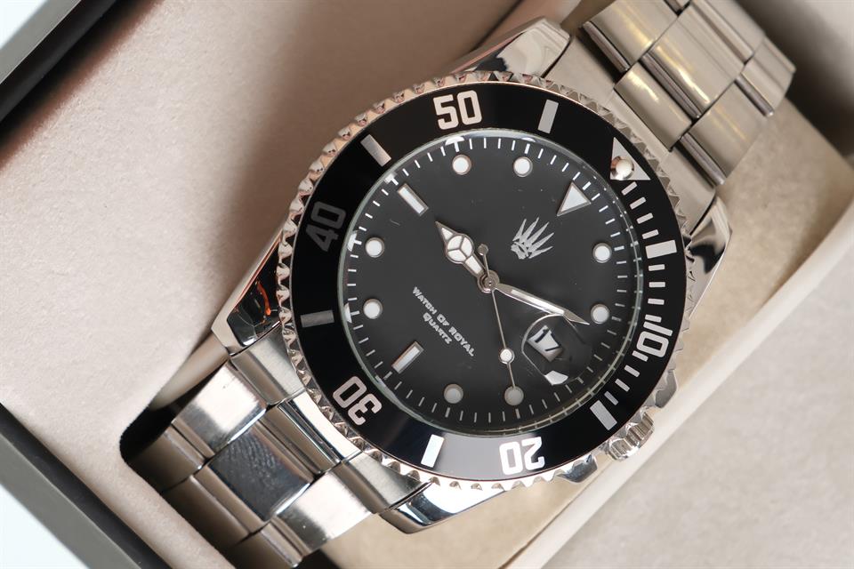 Titan Silver Black Kol Saati