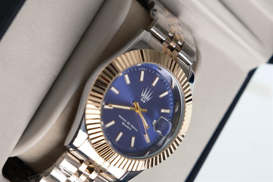 Quantum Date Silver Gold Blue Kol Saati