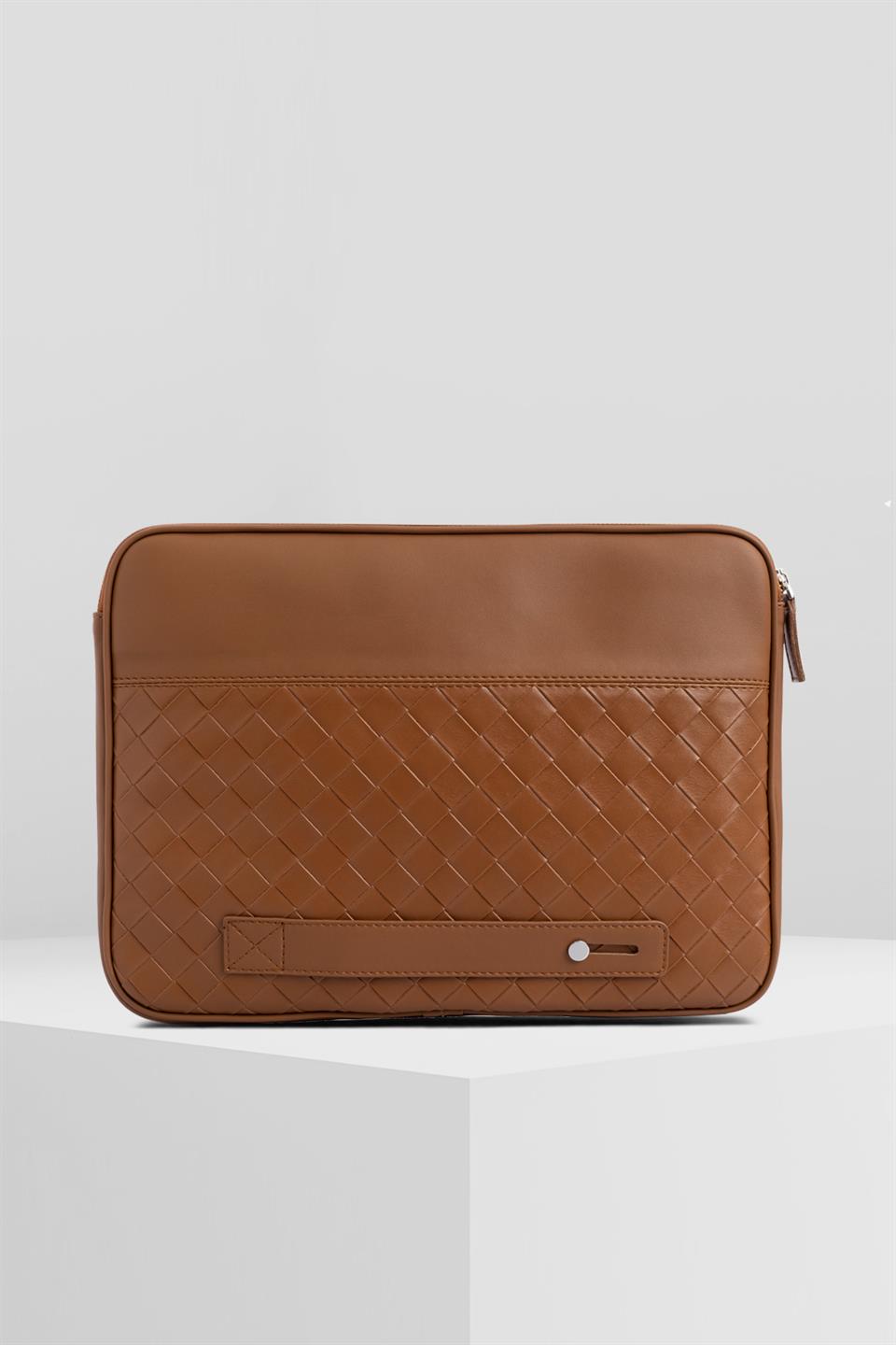 COLORATO TAN CLUTCH HAND BAG