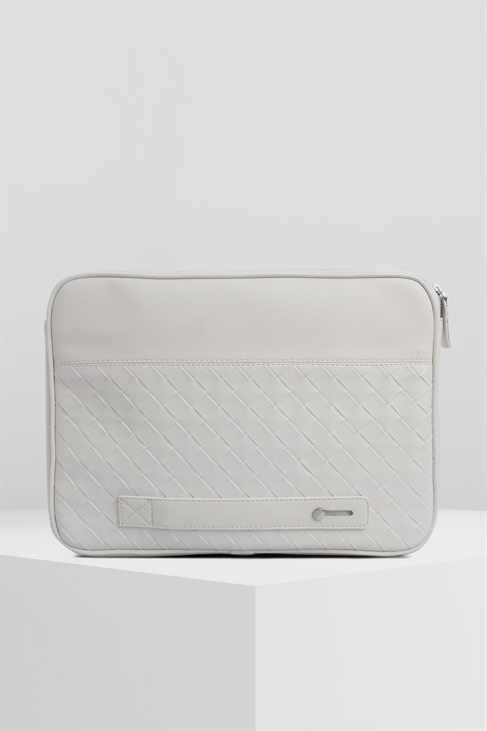 COLORATO WHITE CLUTCH HAND BAG