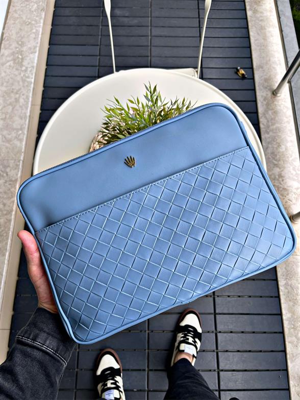 Modern Tasarım Vegan Deri Mavi El Çantası 6 Kart, Tablet Telefon Bölmesi ve Fermuarlı Organizer Colorato