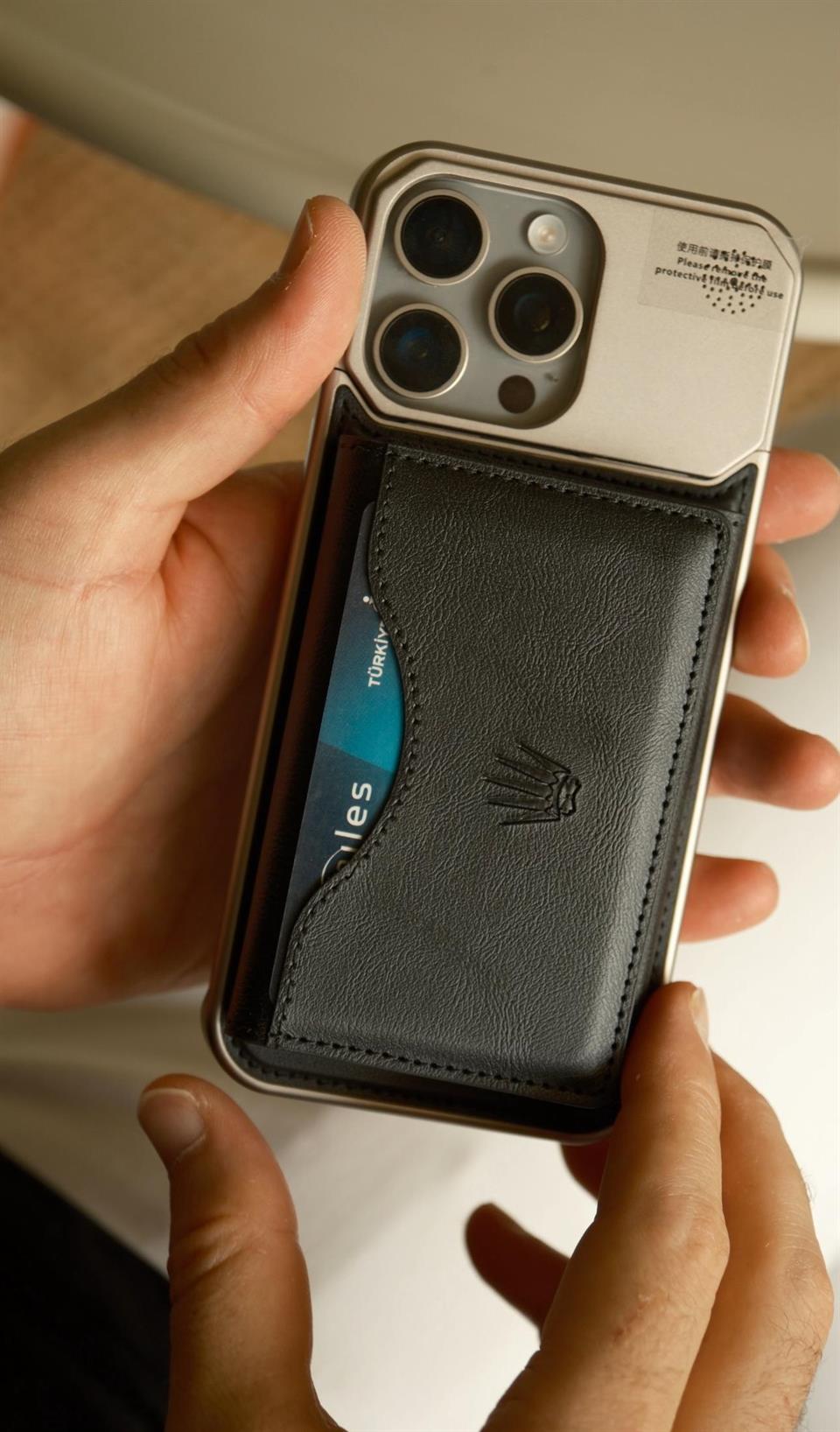 Magnetik Yapıştırmalı 5 Hazneli Mıknatıslı Kartlık