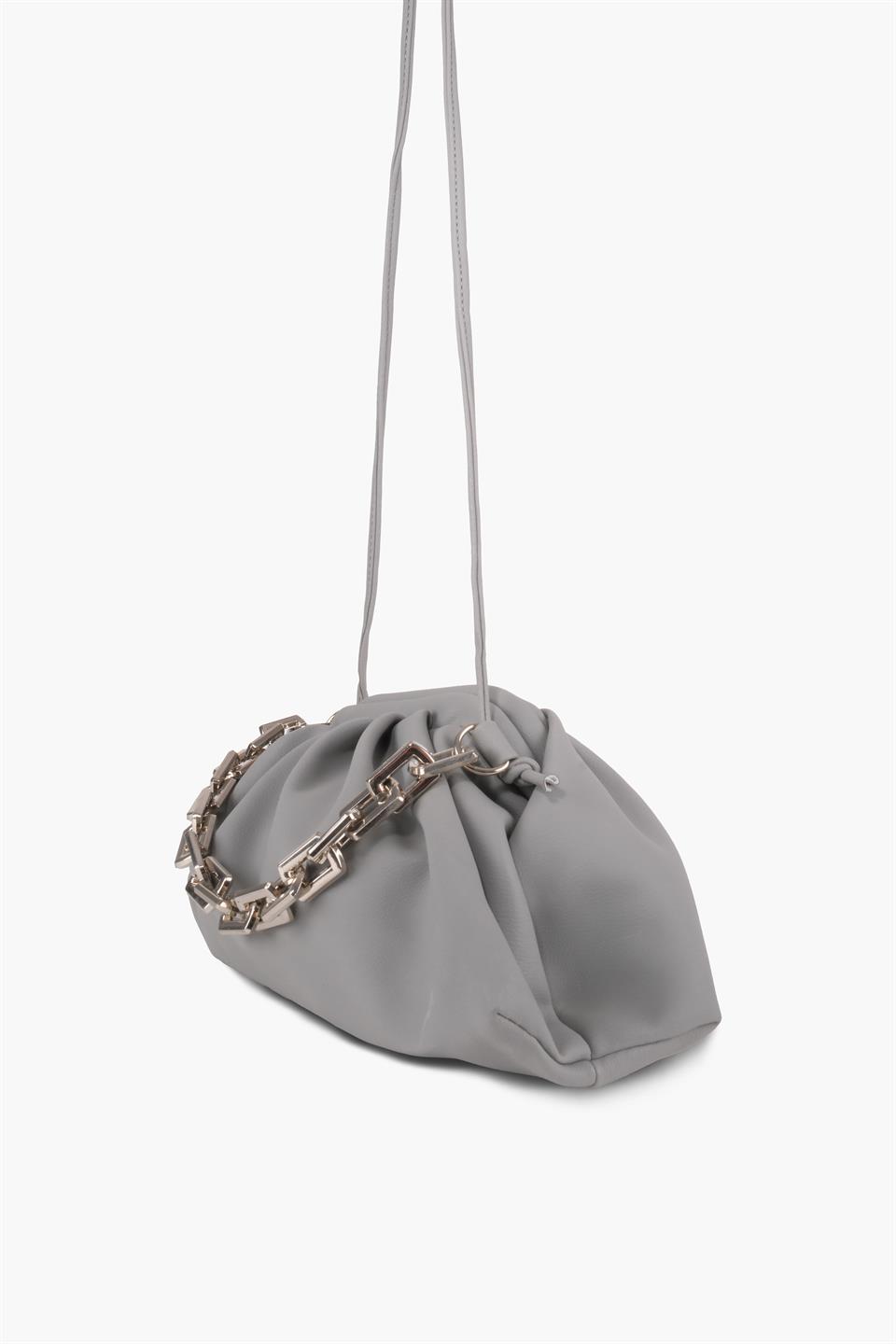 Kadın Gri Zincirli Çapraz Askılı Özel Kİlitli Deri Çanta Emma