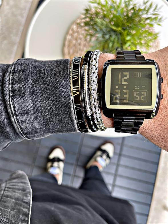 Çelik Kordonlu Siyah Dijital LED Kol Saati Kare Kasa ve Hardlex Mineral Cam, 3ATM