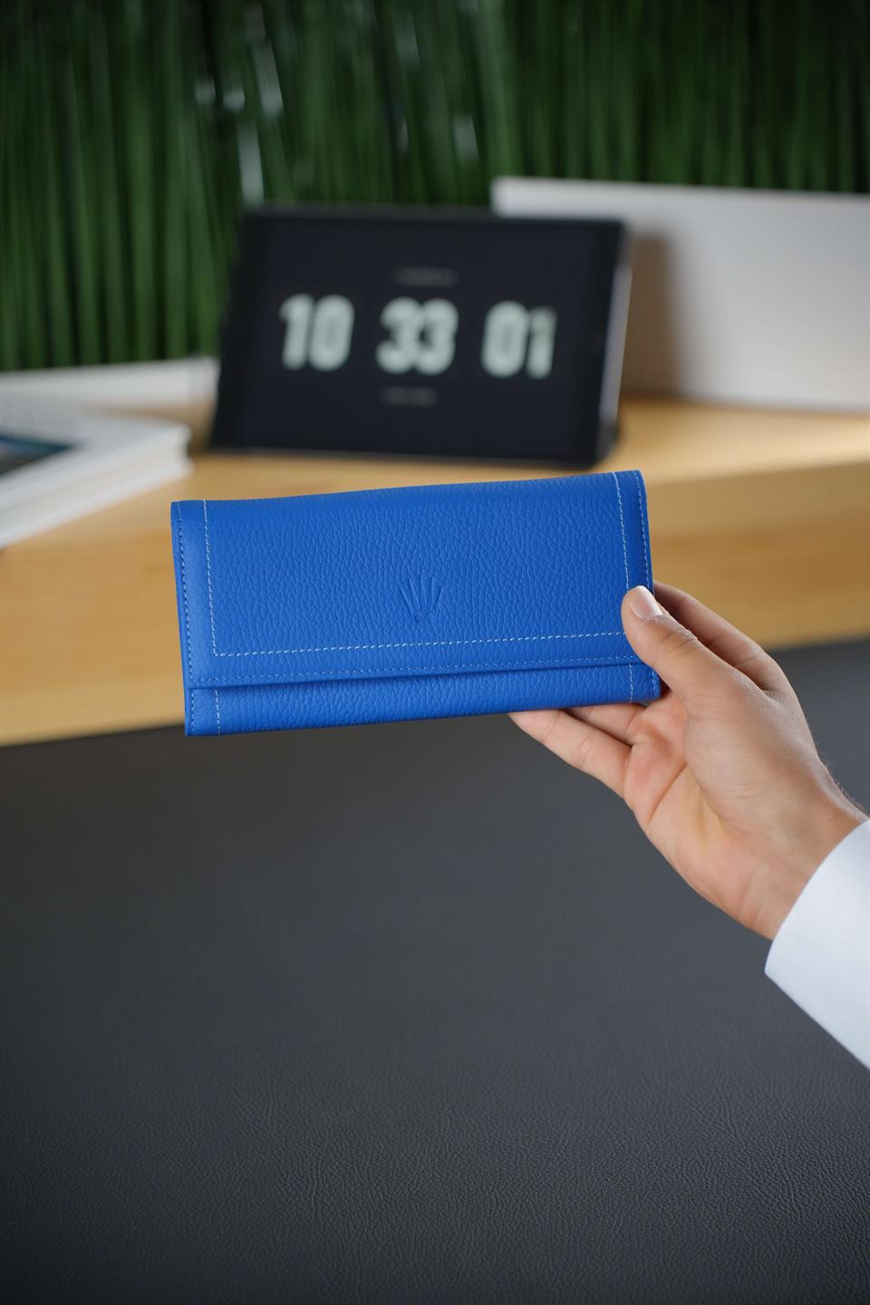 Hakiki Deri Mavi Telefon Cüzdanı 8 Kart Bölmeli Kartlık ve Fermuarlı Portföy Çanta Marco