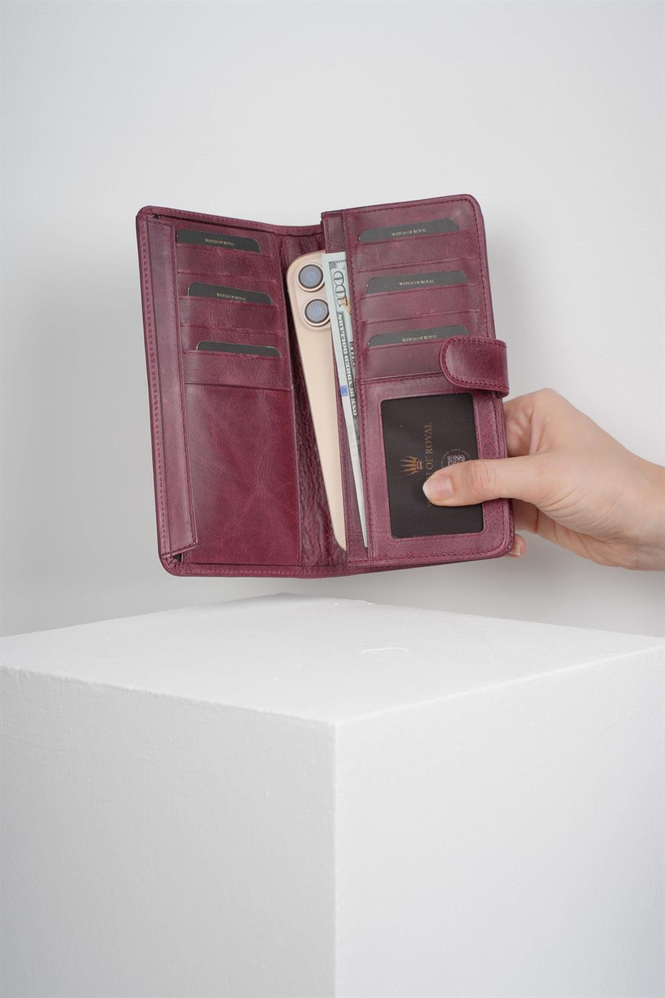 BELT CRAZY BURGUNDY PHONE WALLET