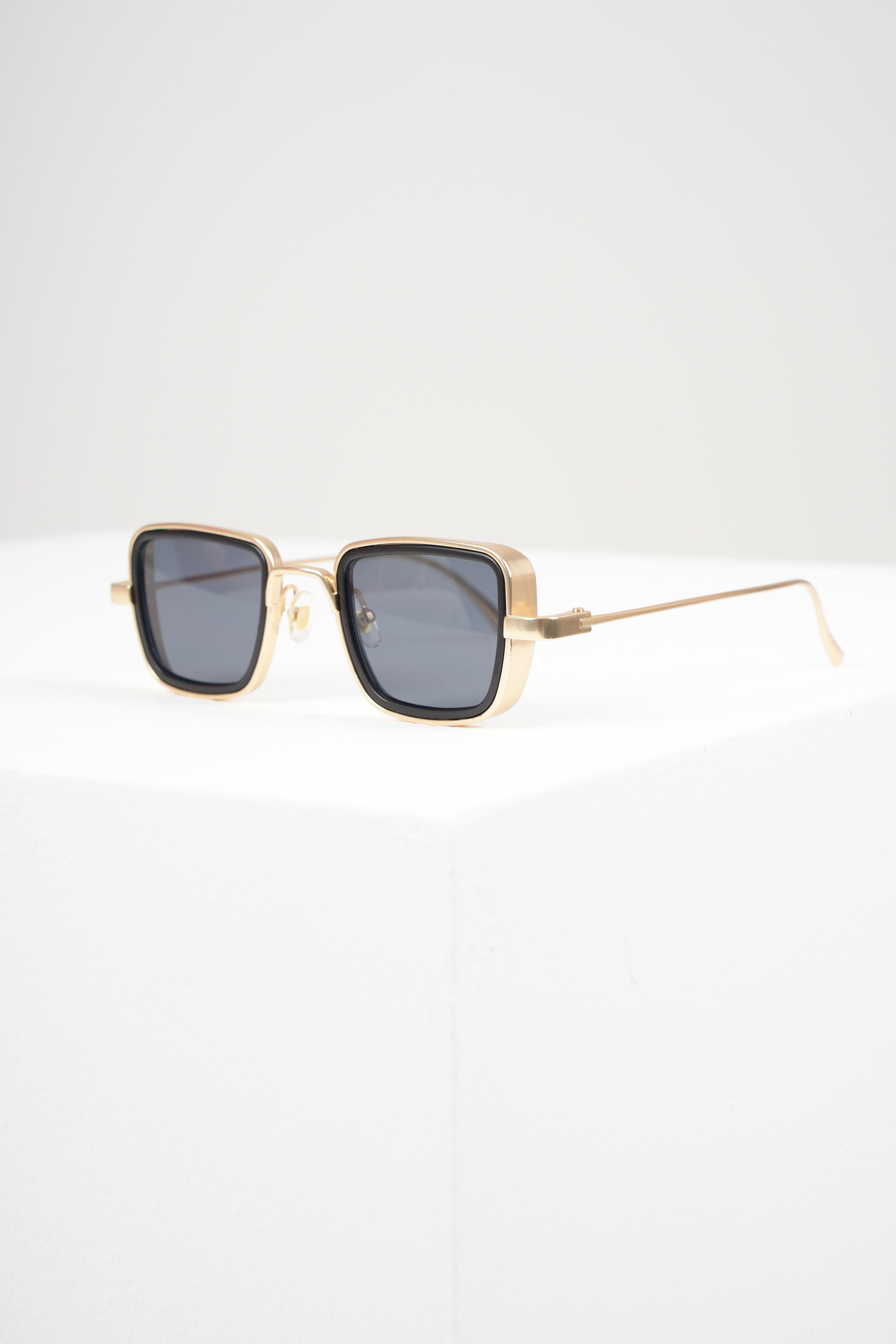 ROYAL EYEWEAR EX657-SILVER BLACK UNISEX EyewearWATCHOFROYALREEX657SLVRBLCKROYAL EYEWEAR EX657-SILVER BLACK UNISEX 