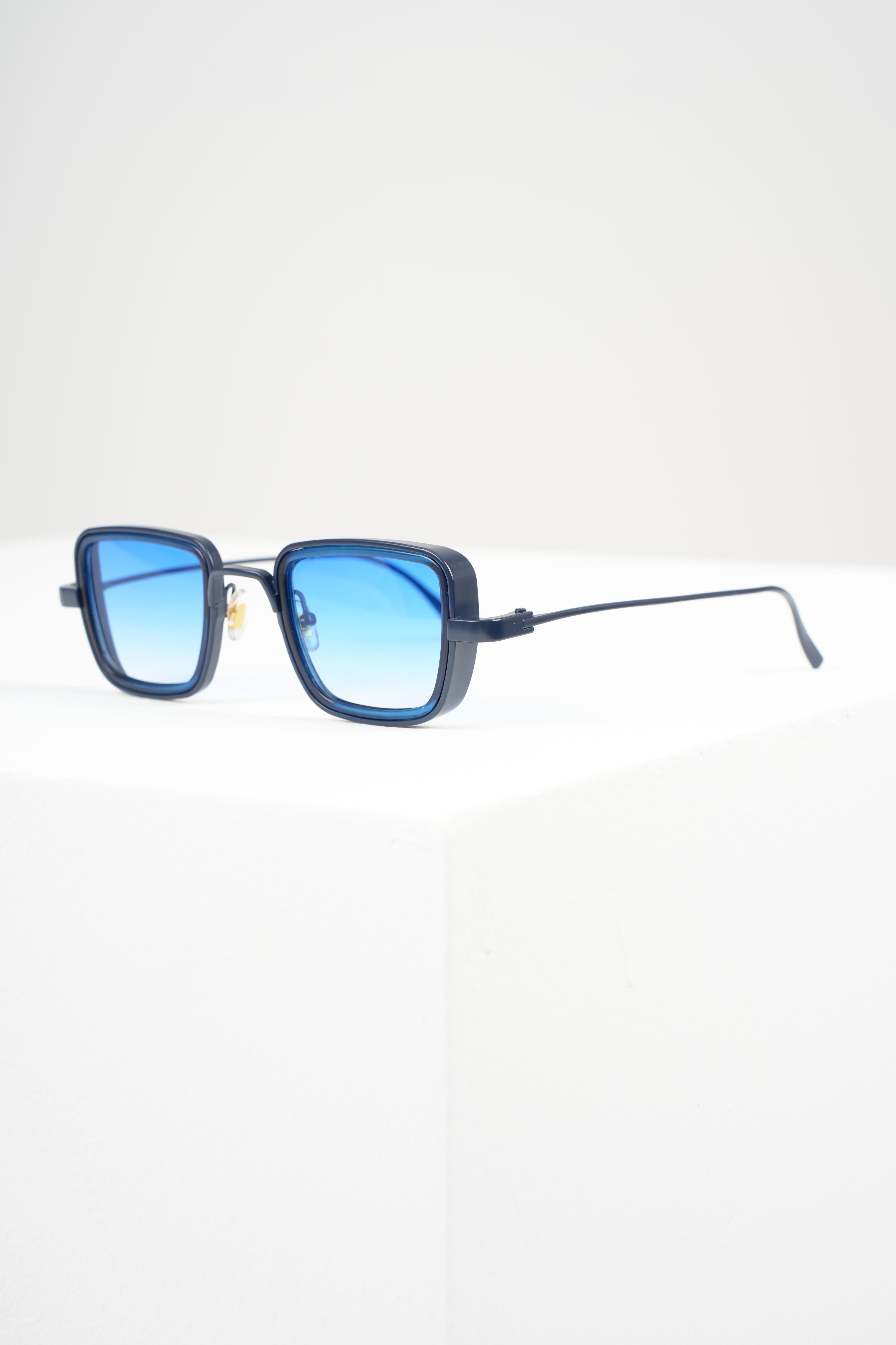 ROYAL EYEWEAR YW657-MAVİ UNISEX GÜNEŞ GÖZLÜĞÜGözlükWATCHOFROYALREYW657BLUEROYAL EYEWEAR YW657-MAVİ UNISEX GÜNEŞ GÖZLÜĞÜ