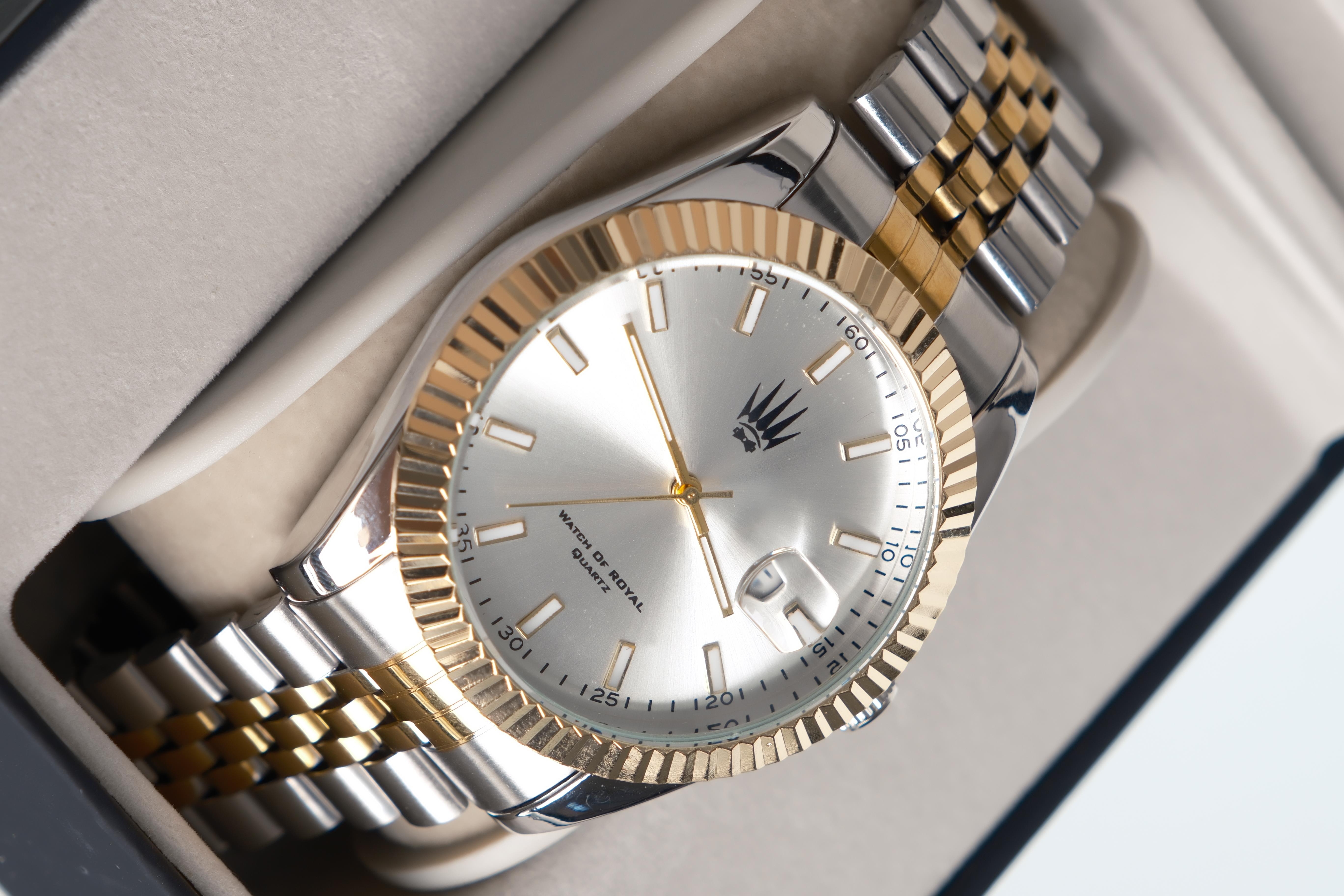 Crest Line Silver Gold White Kol SaatiKol SaatiWATCHOFROYALCrest LineCrest Line Silver Gold White Kol Saati
