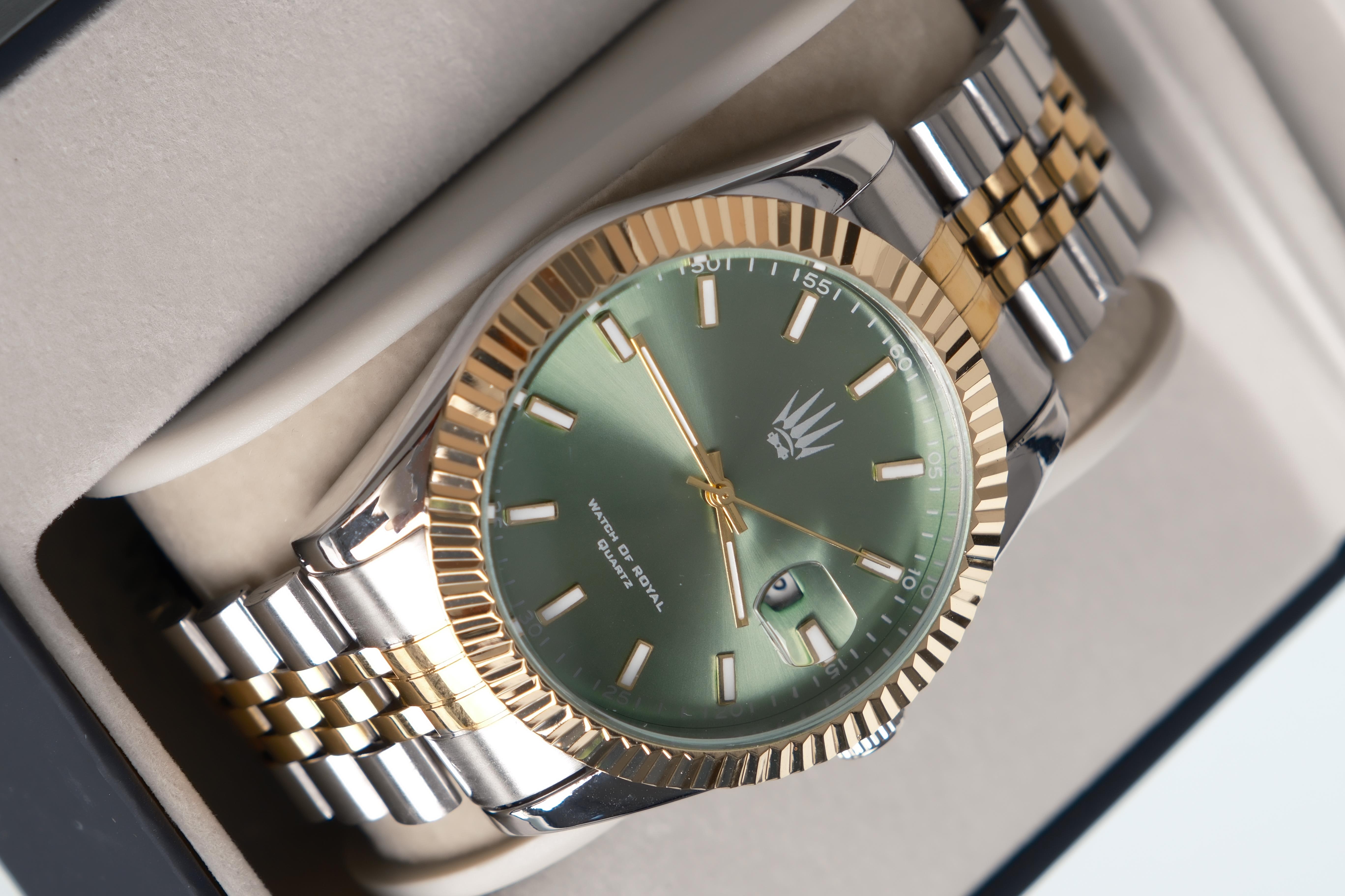 Crest Line Silver Gold Green Kol SaatiKol SaatiWATCHOFROYALCrest LineCrest Line Silver Gold Green Kol Saati