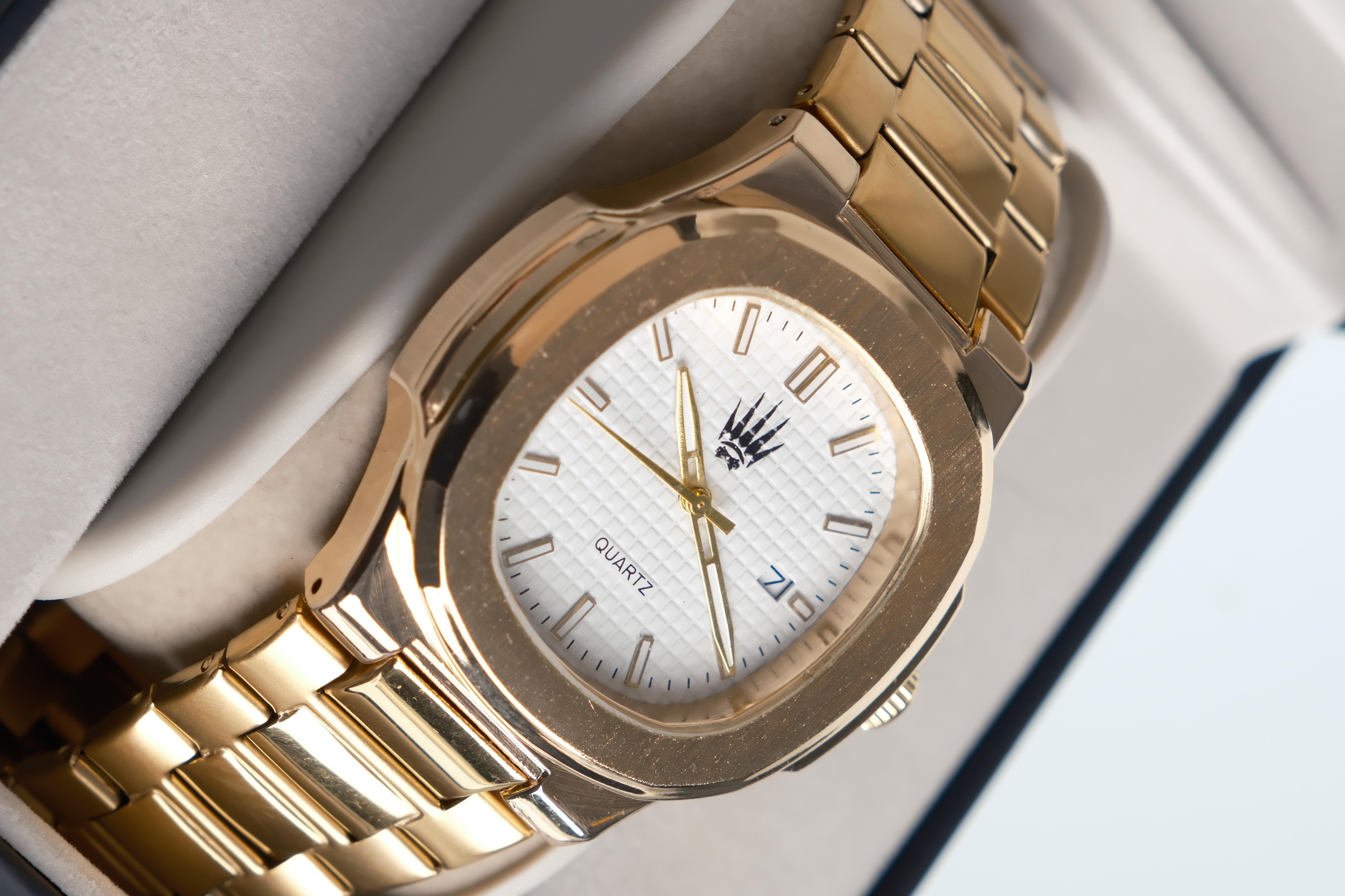 Nautilus Gold White Kol SaatiKol SaatiWATCHOFROYALNautilusNautilus Gold White Kol Saati
