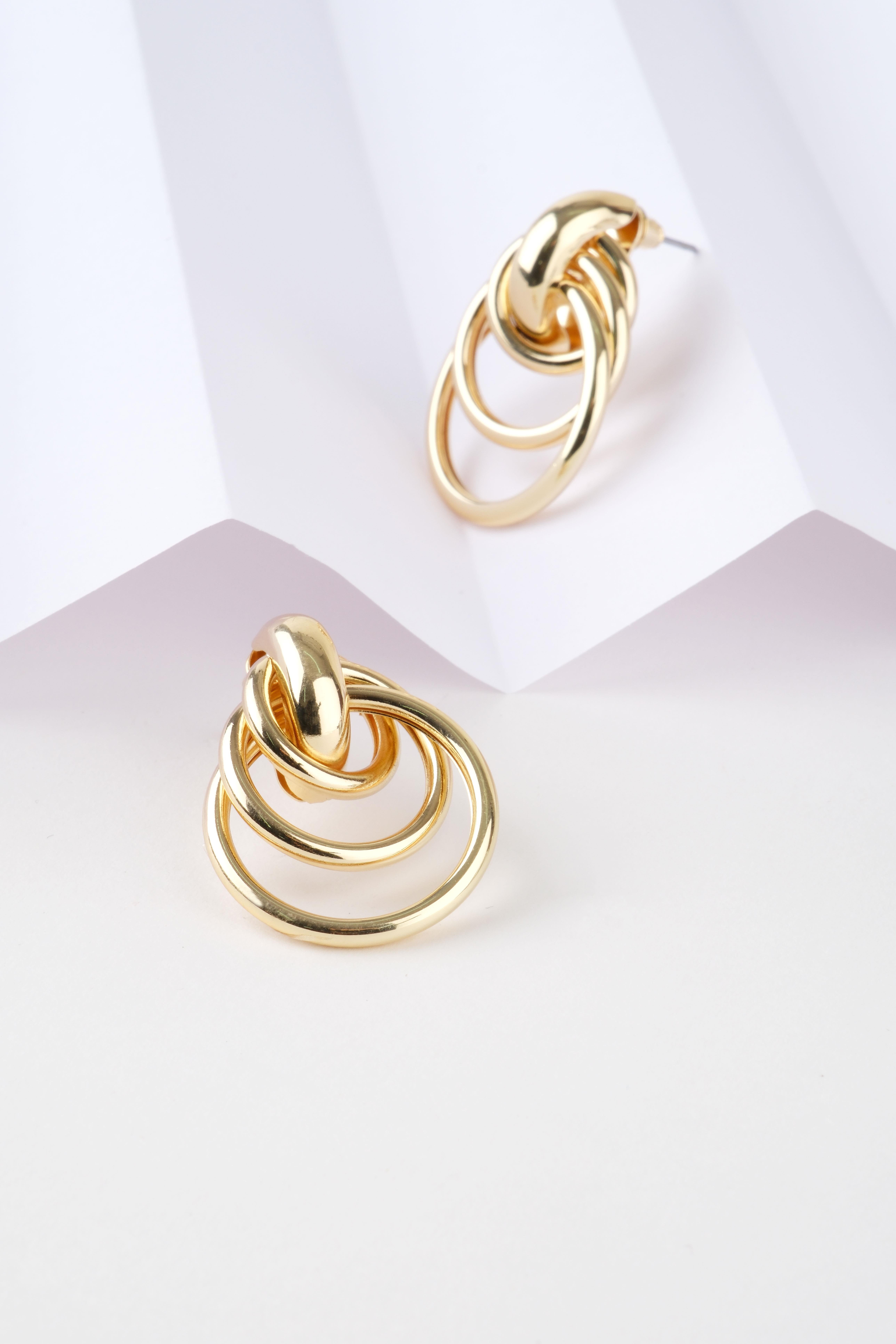 Twirls Gold Çelik KüpeKüpeWATCHOFROYALTwirlsTwirls Gold Çelik Küpe