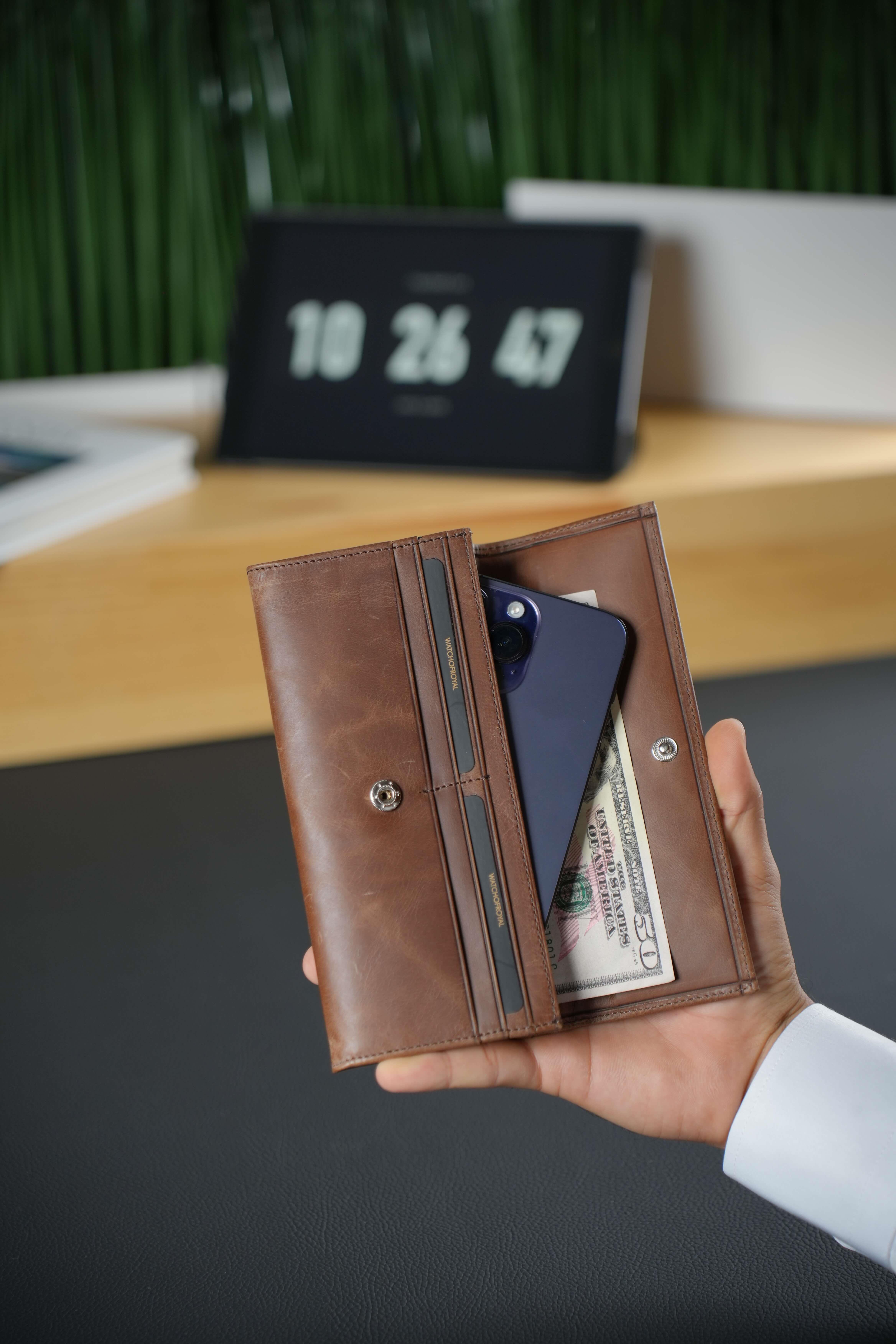 Hakiki Deri Cüzdan Kahverengi Telefon Cüzdanı 13 Kart Bölmeli %100 Deri Çıtçıtlı Portföy Çanta LukeTelefon Cüzdanı KonseptWATCHOFROYALLUKEHakiki Deri Cüzdan Kahverengi Telefon Cüzdanı 13 Kart Bölmeli %100 Deri Çıtçıtlı Portföy Çanta Luke