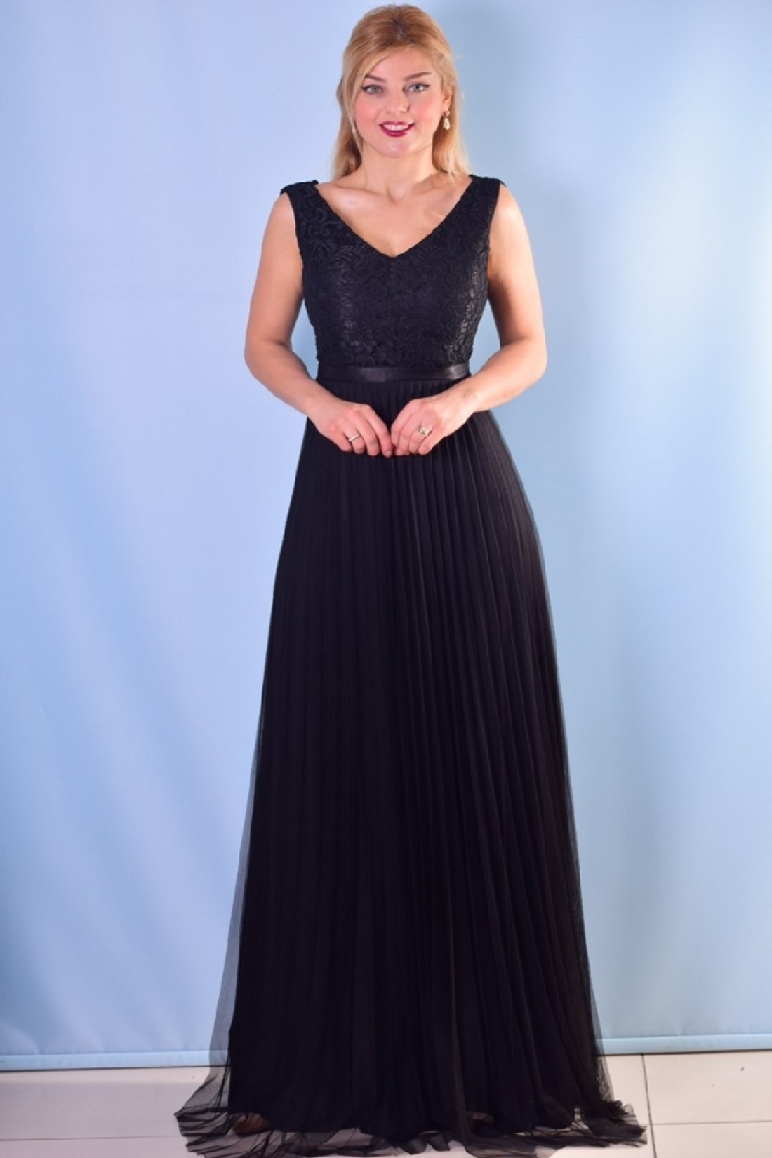 39067 Pliseli Güpür Abiye