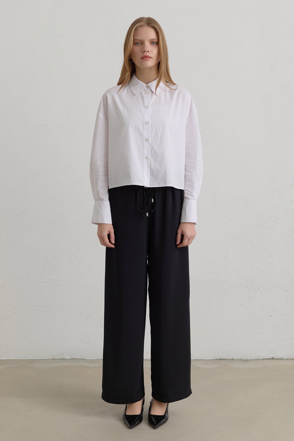 Beli Lastikli Bol Paça Basic Pantolon  Siyah