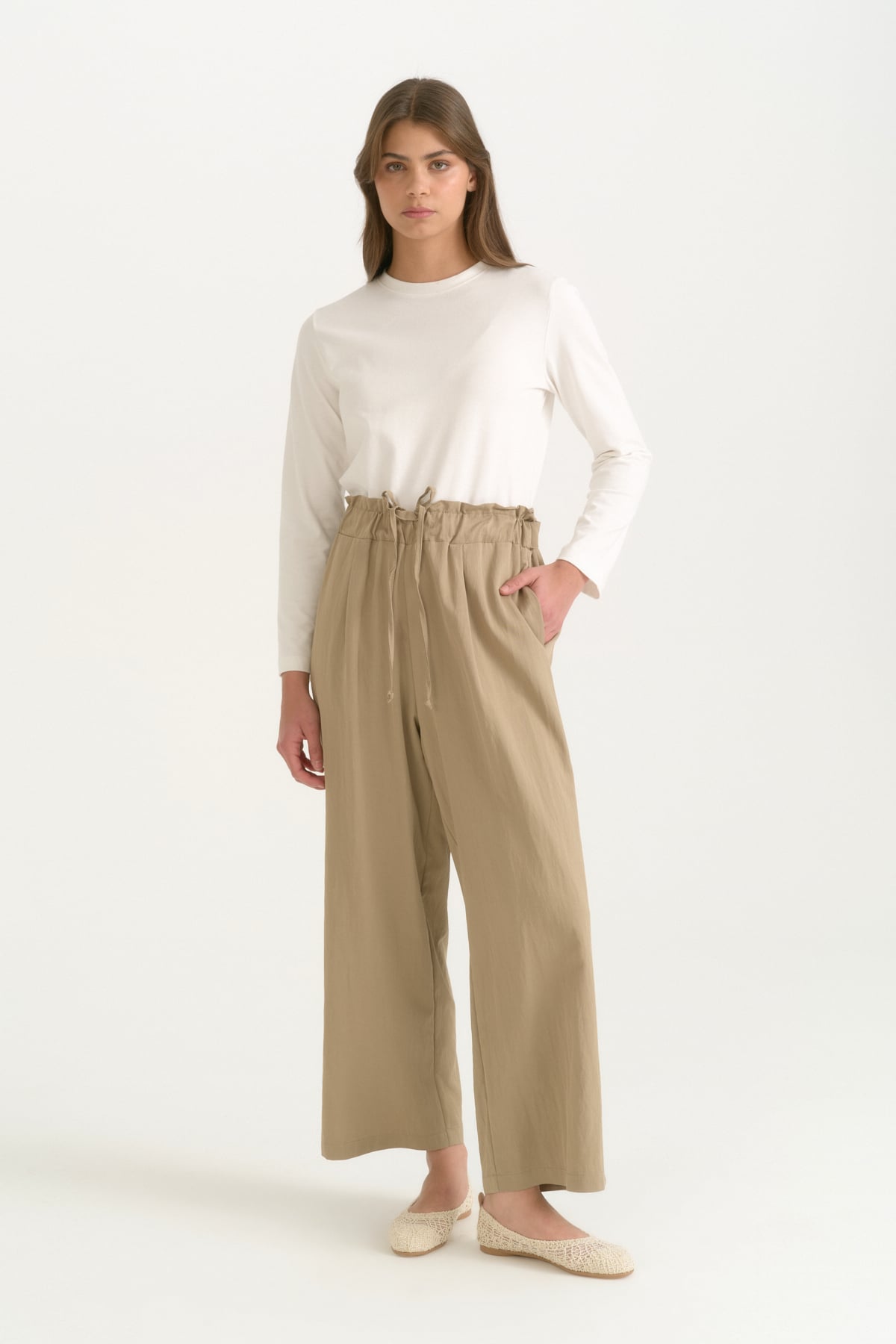 Beli Lastikli Düğme Detaylı Rayon Pantolon  Kekik