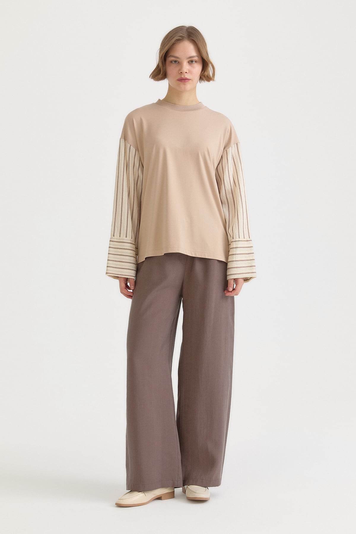 Geniş Manşetli Ribanalı Örme Rayon Sweat  Bej