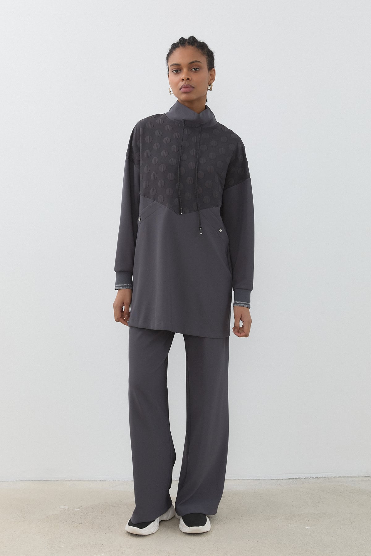 İnce Kapitone Garnili Örme Pantolon Tunik Takım  Füme