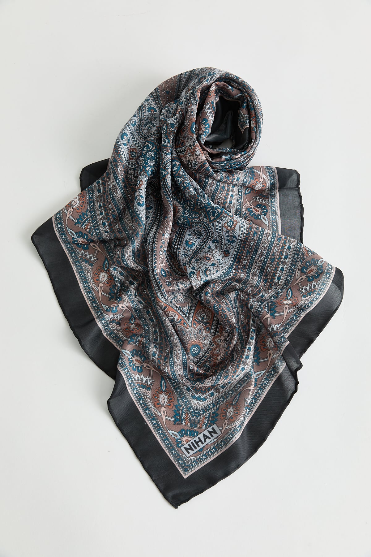 Nihan Desenli Soft Eşarp  Siyah