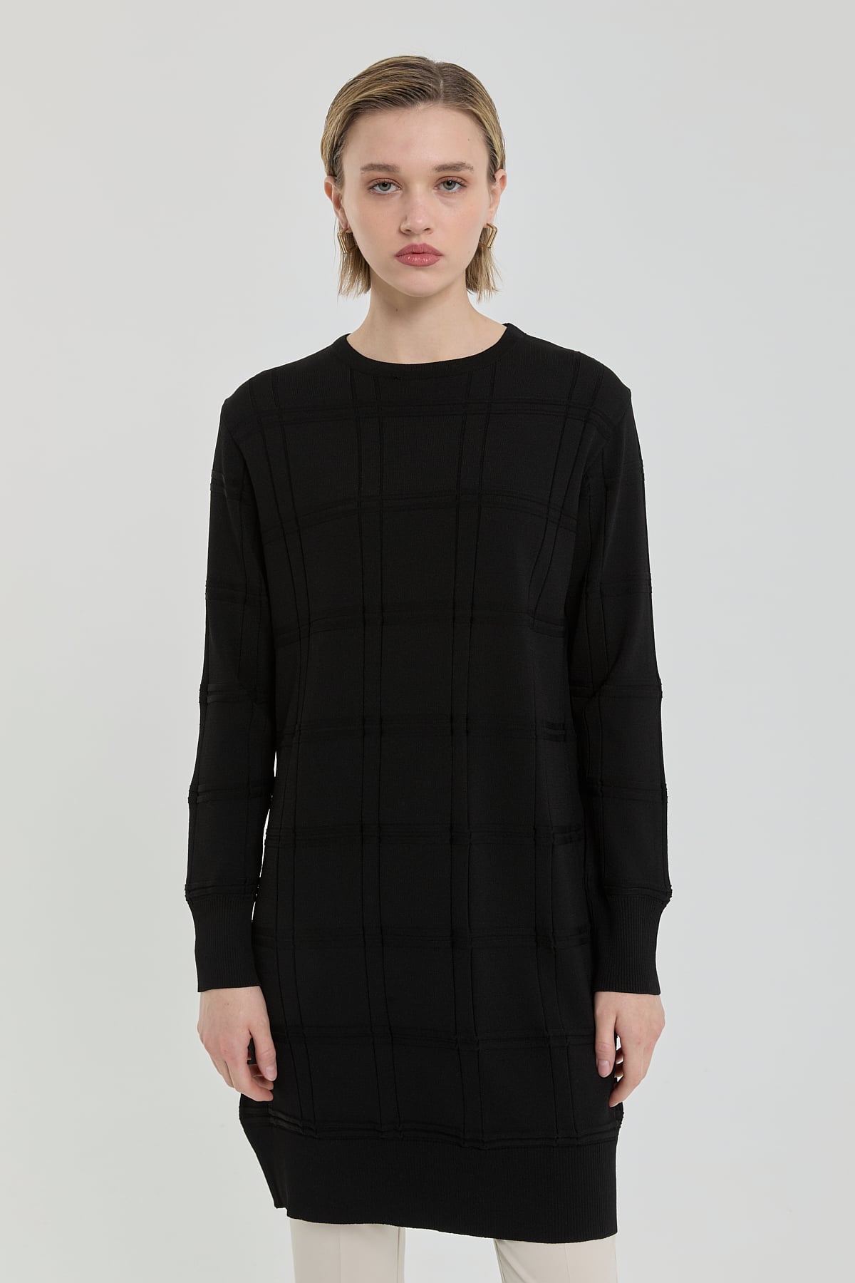 Nihan Kendinden Desenli Rayon Triko Tunik  Siyah