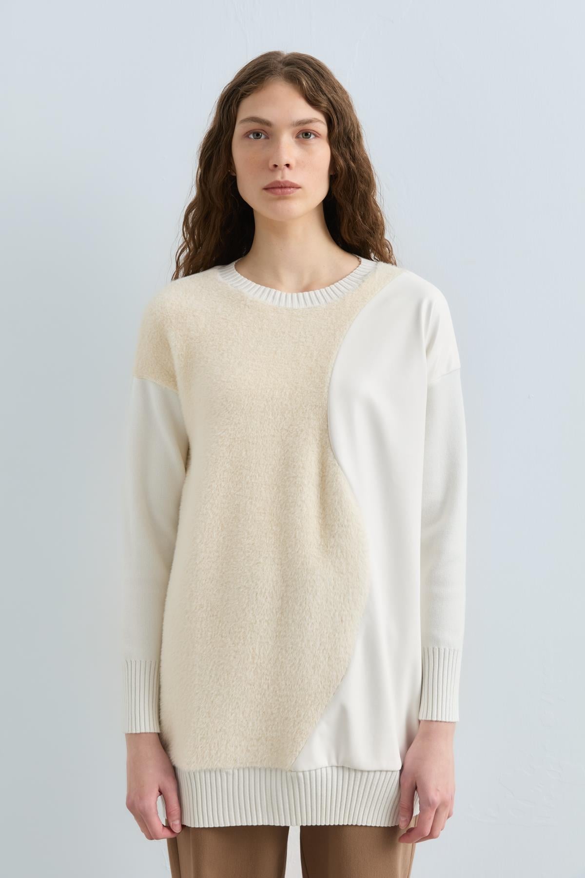 NİHAN Tunik Nihan Peluş Detaylı Triko Tunik  Ekru_modest