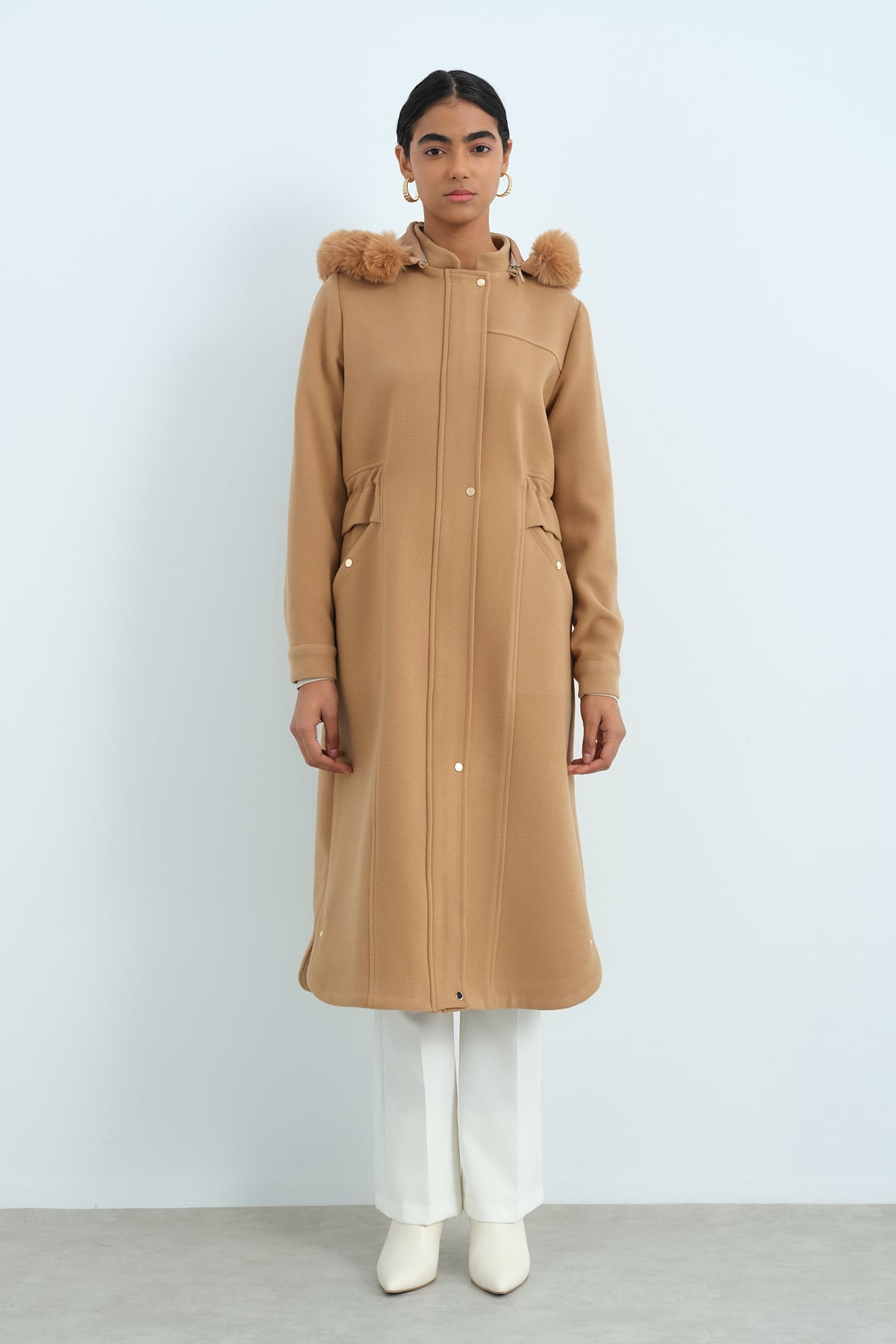 NİHAN Kaban Nihan Beli Büzgülü Yanları Oval Kaban  Camel_modest