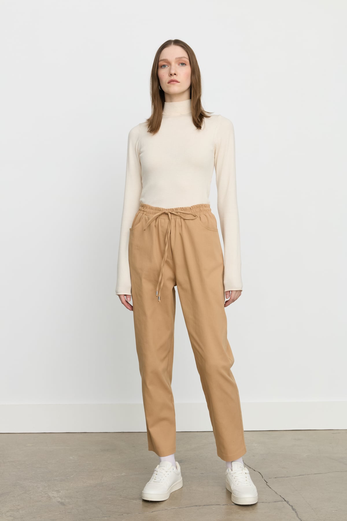 NİHAN Pantolon Nihan Beli Lastikli Kanvas Havuç Pantolon  Camel_modest