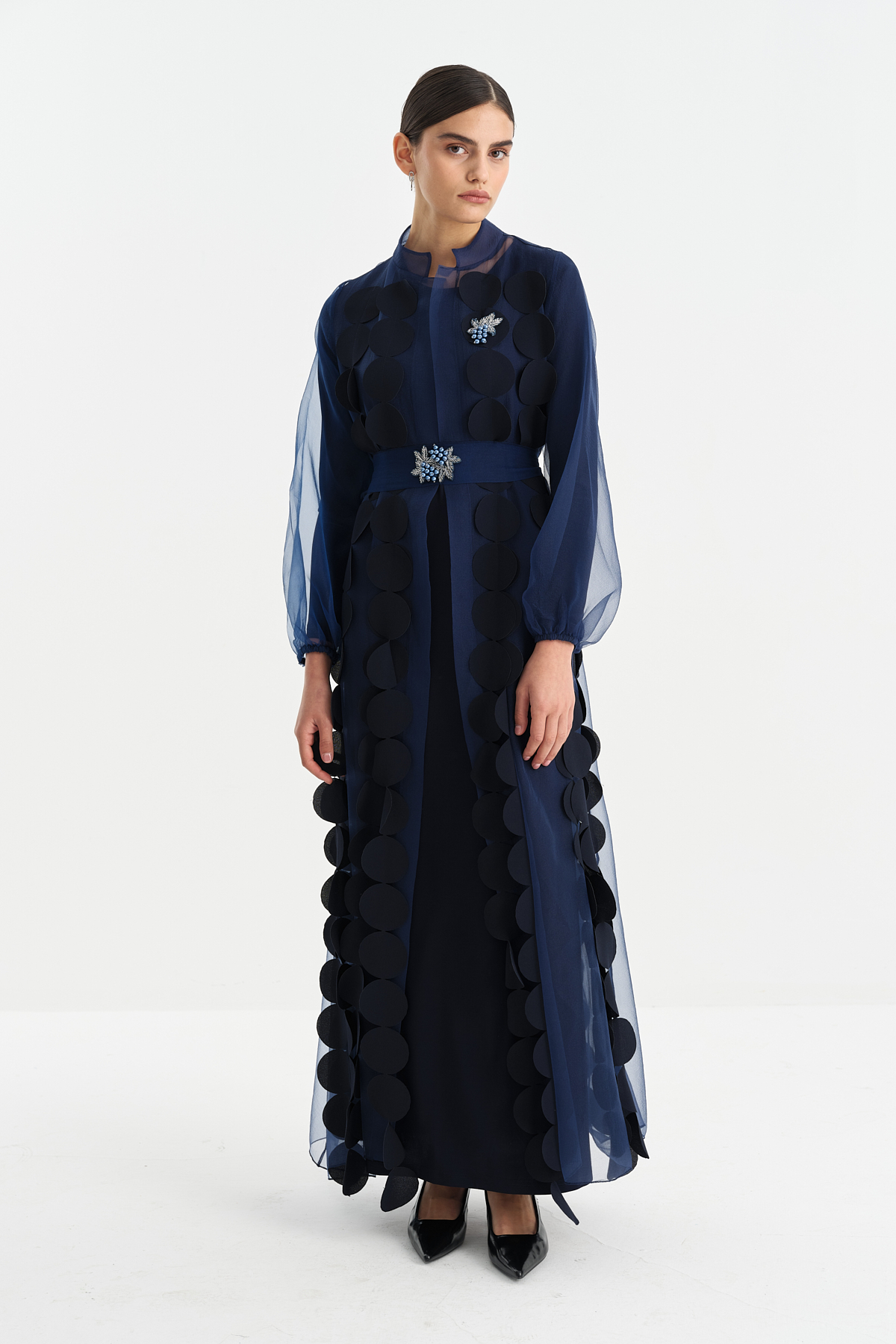NİHAN Abaya Nihan Broş Detaylı Elbiseli Abaya Takım  Lacivert_modest