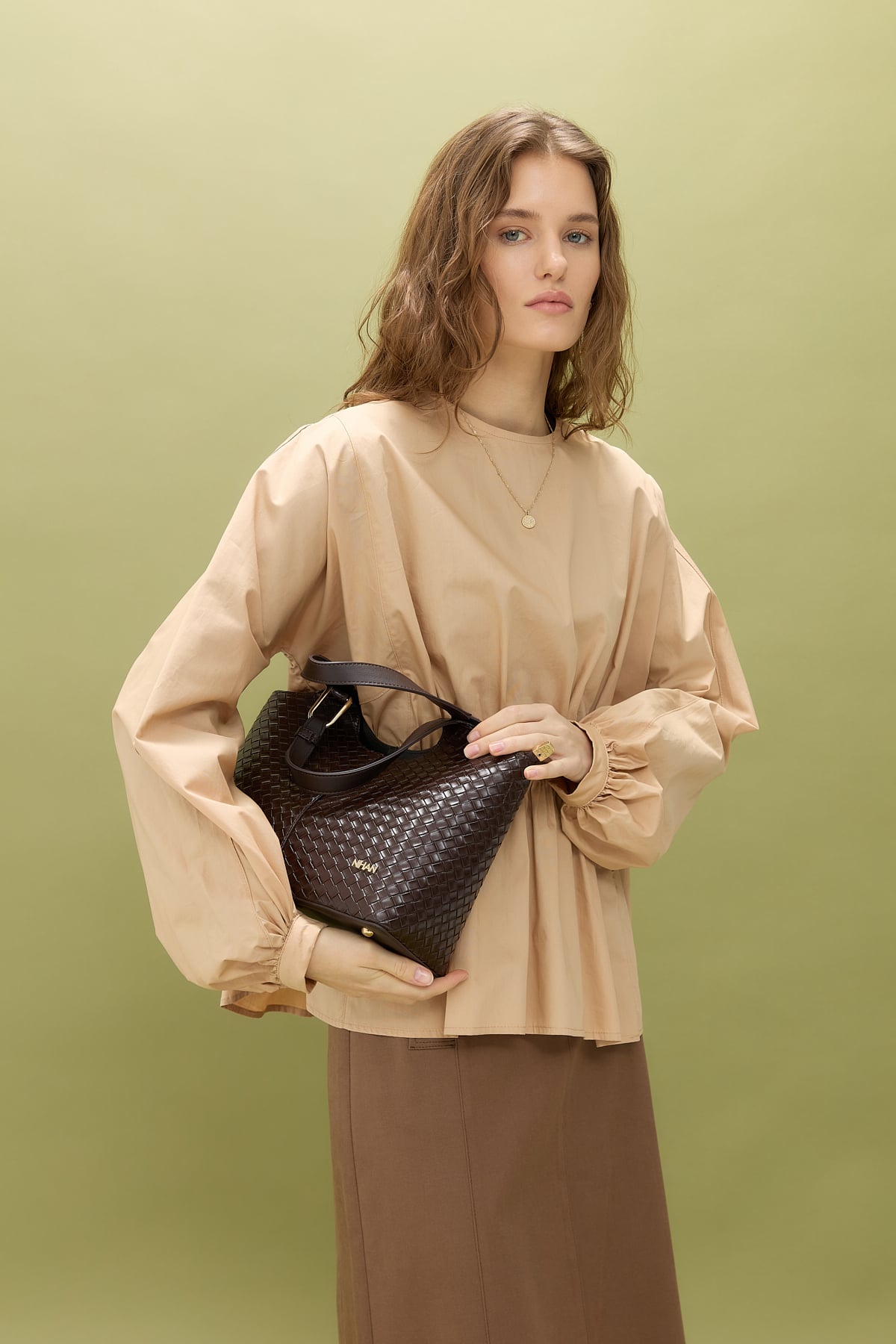 NİHAN Bluz Nihan Büzgü Detaylı Balon Kol Poplin Bluz  Camel_modest