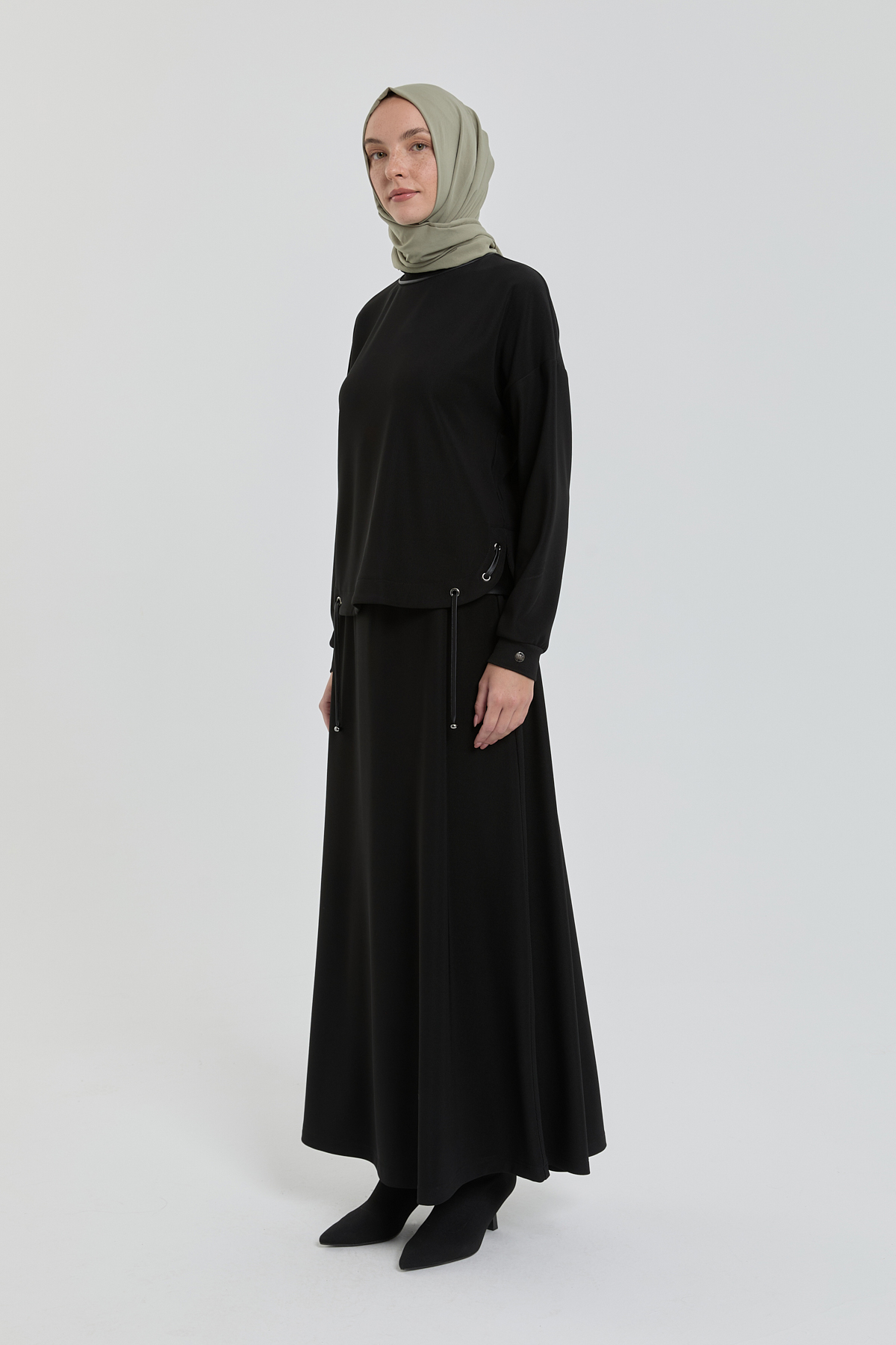 NİHAN Takım Nihan Deri Detaylı Örme Etek Bluz Takım  Siyah_modest