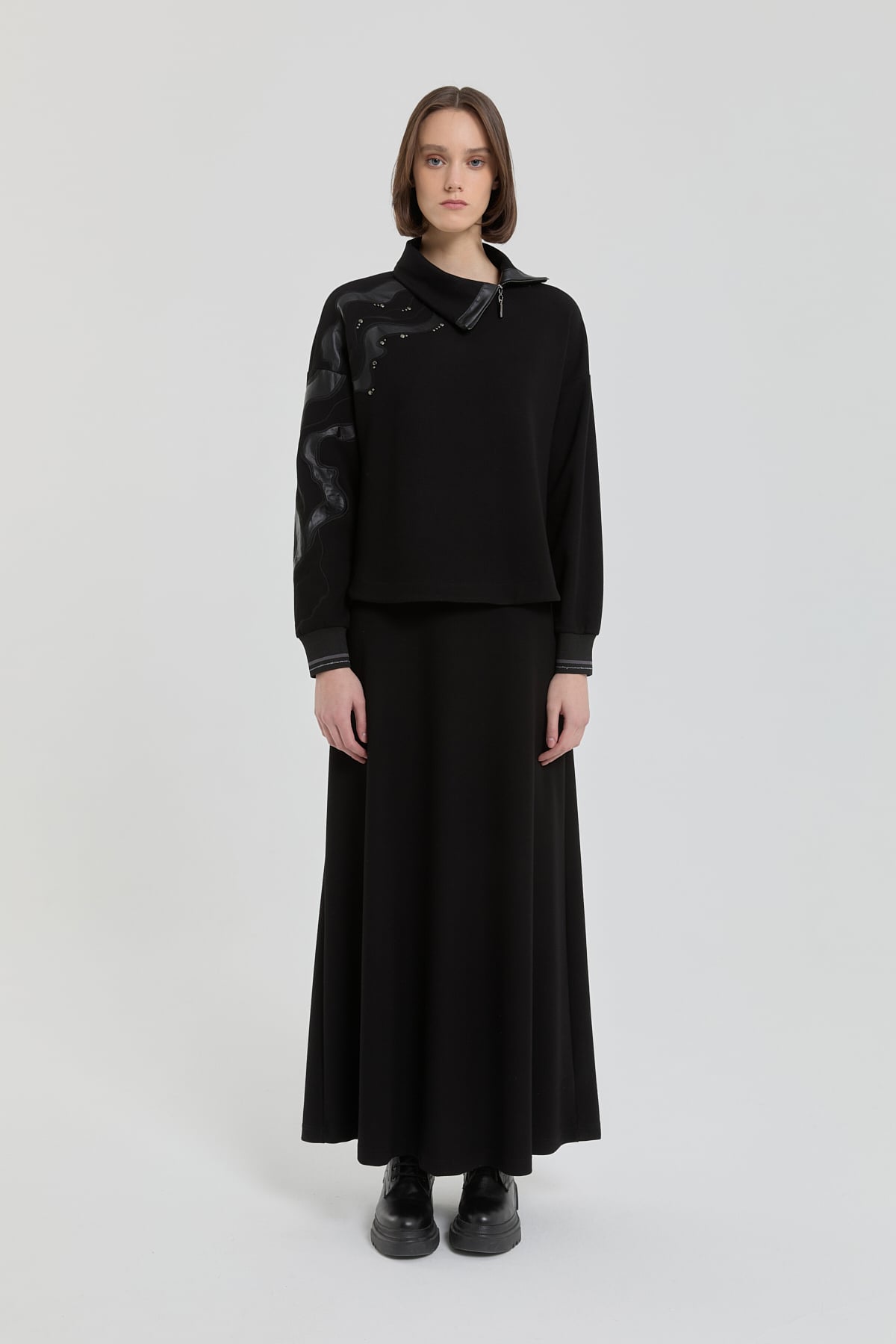 NİHAN Takım Nihan Deri Nakışlı Etek Bluz Takım  Siyah_modest