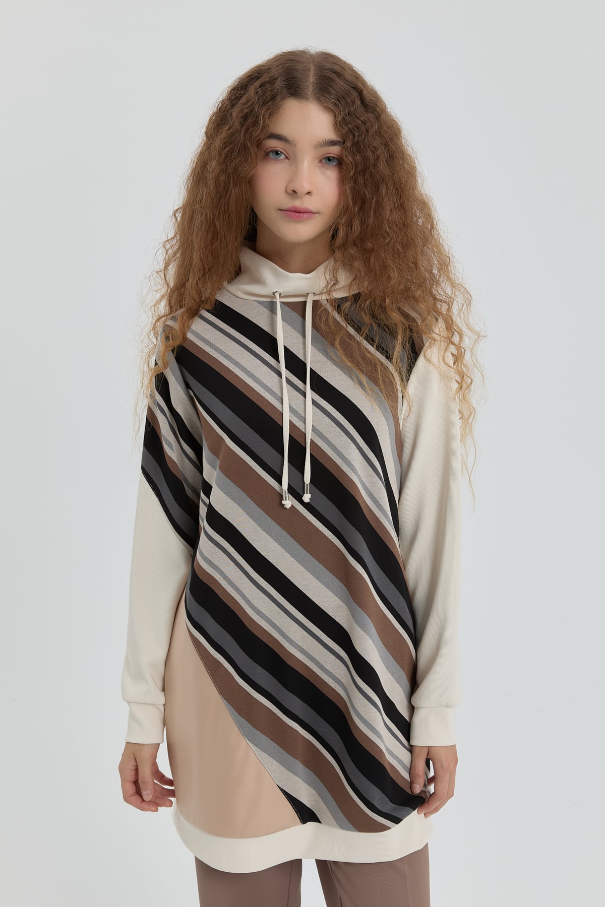 NİHAN Tunik Nihan Dik Yaka Desenli Sweat  Ekru_modest