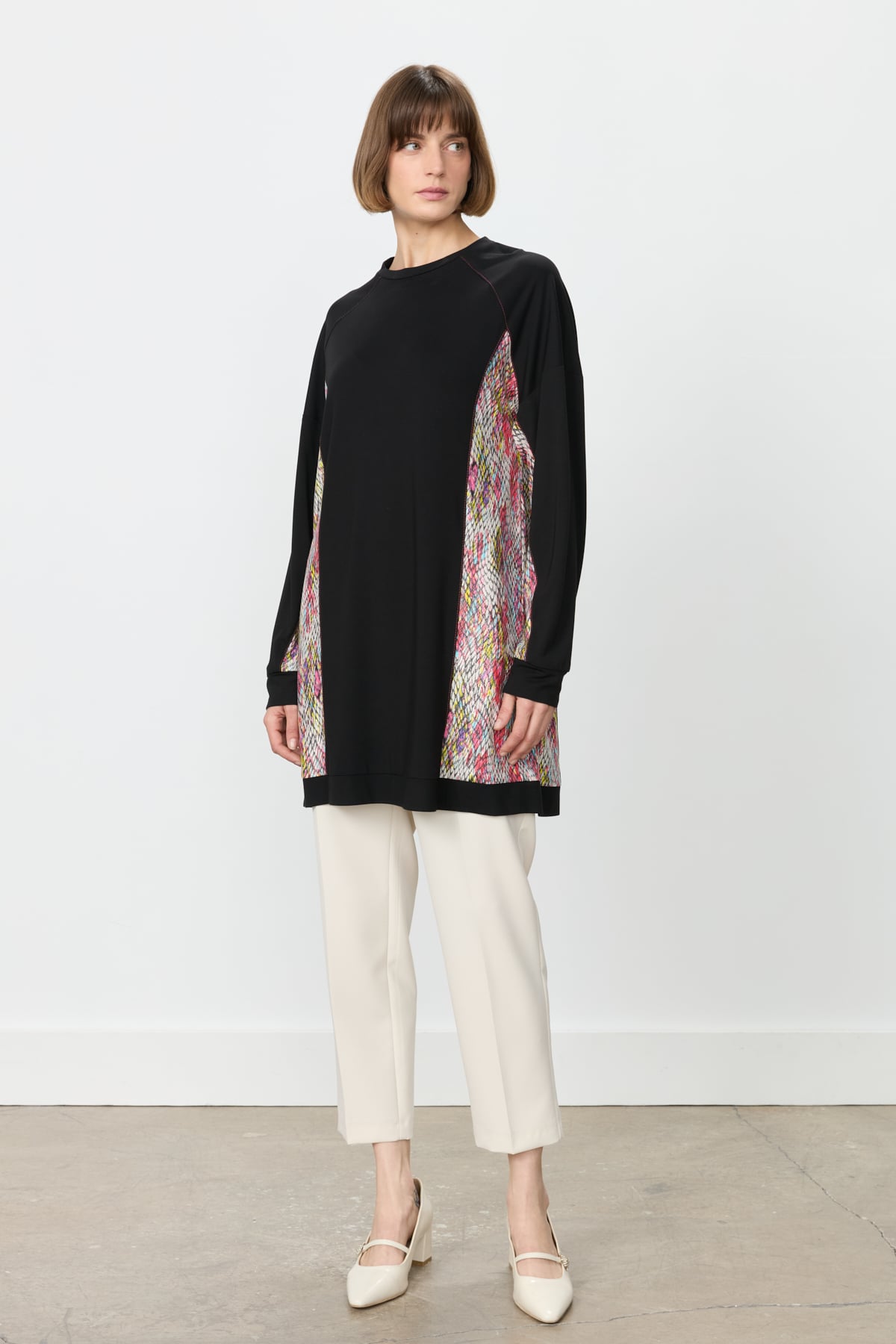 NİHAN Tunik Nihan Empirme Kumaş Detaylı Örme Tunik  Siyah_modest