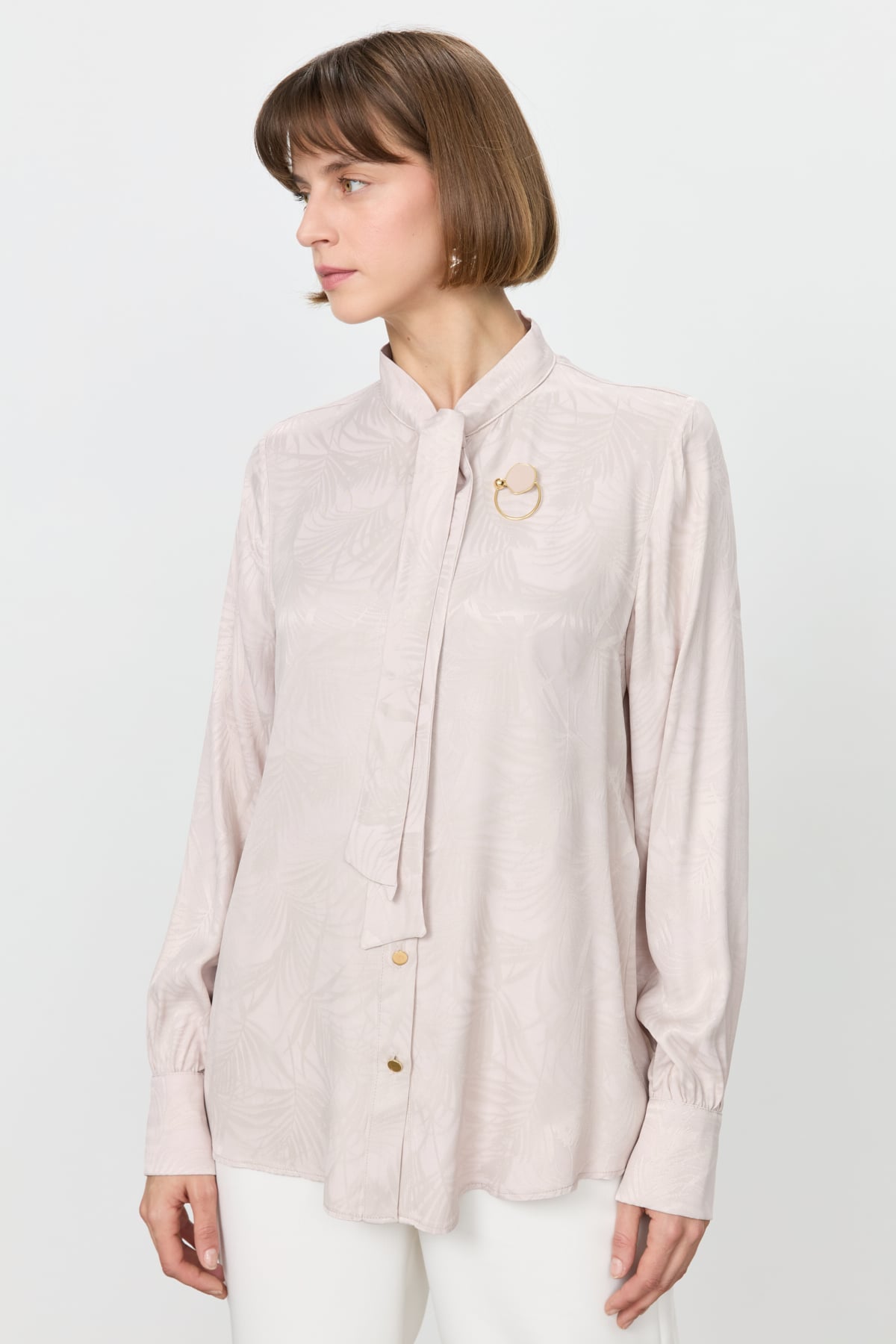 NİHAN Gömlek Nihan Geniş Kol Manşetli Fularlı Gömlek  Bej_modest