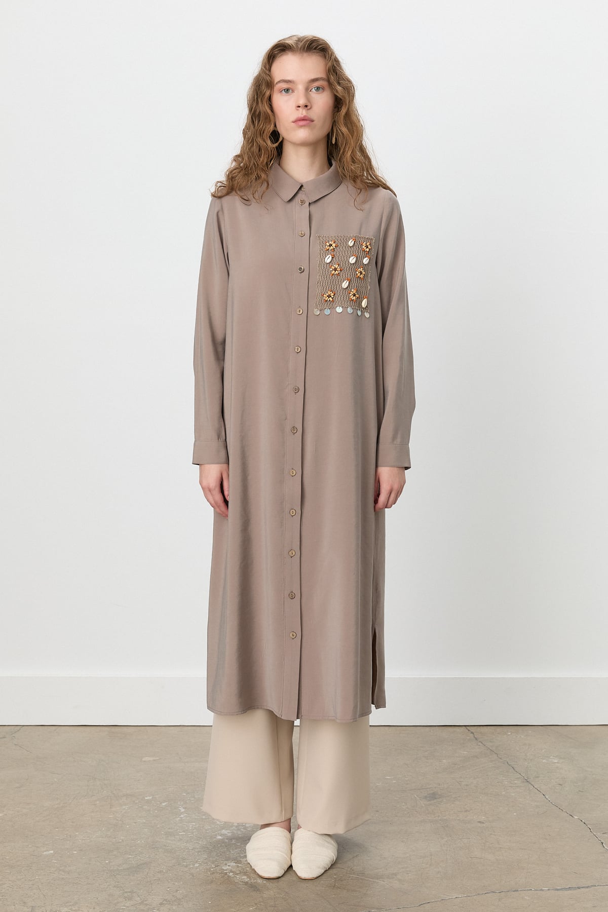 NİHAN Tunik Nihan Gömlek Yaka Makromeli Modal Tunik  Vizon_modest