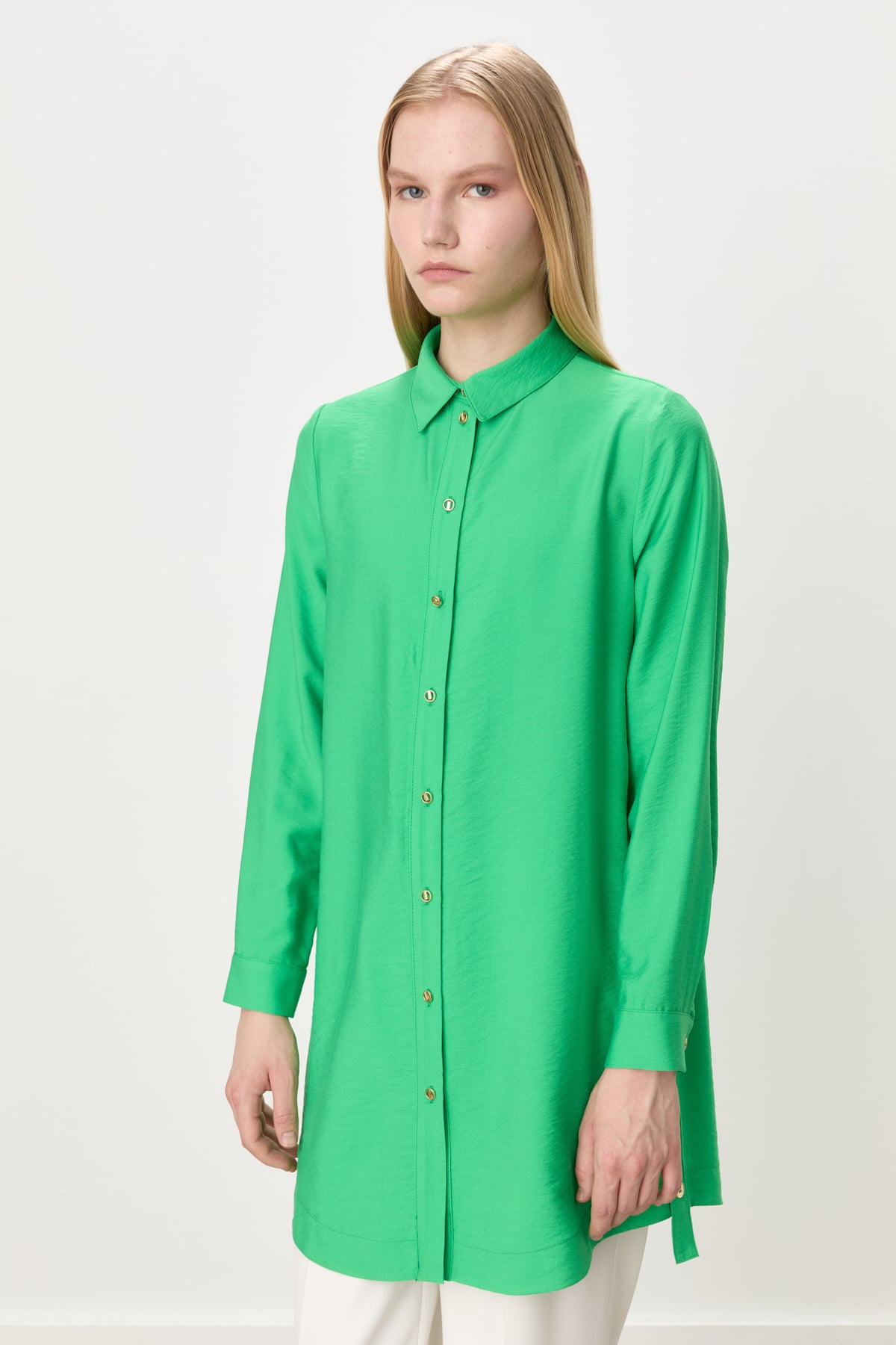 NİHAN Tunik Nihan Metal Aksesuar Detaylı Tencel Karışım Tunik  Benetton Yeşili_modest