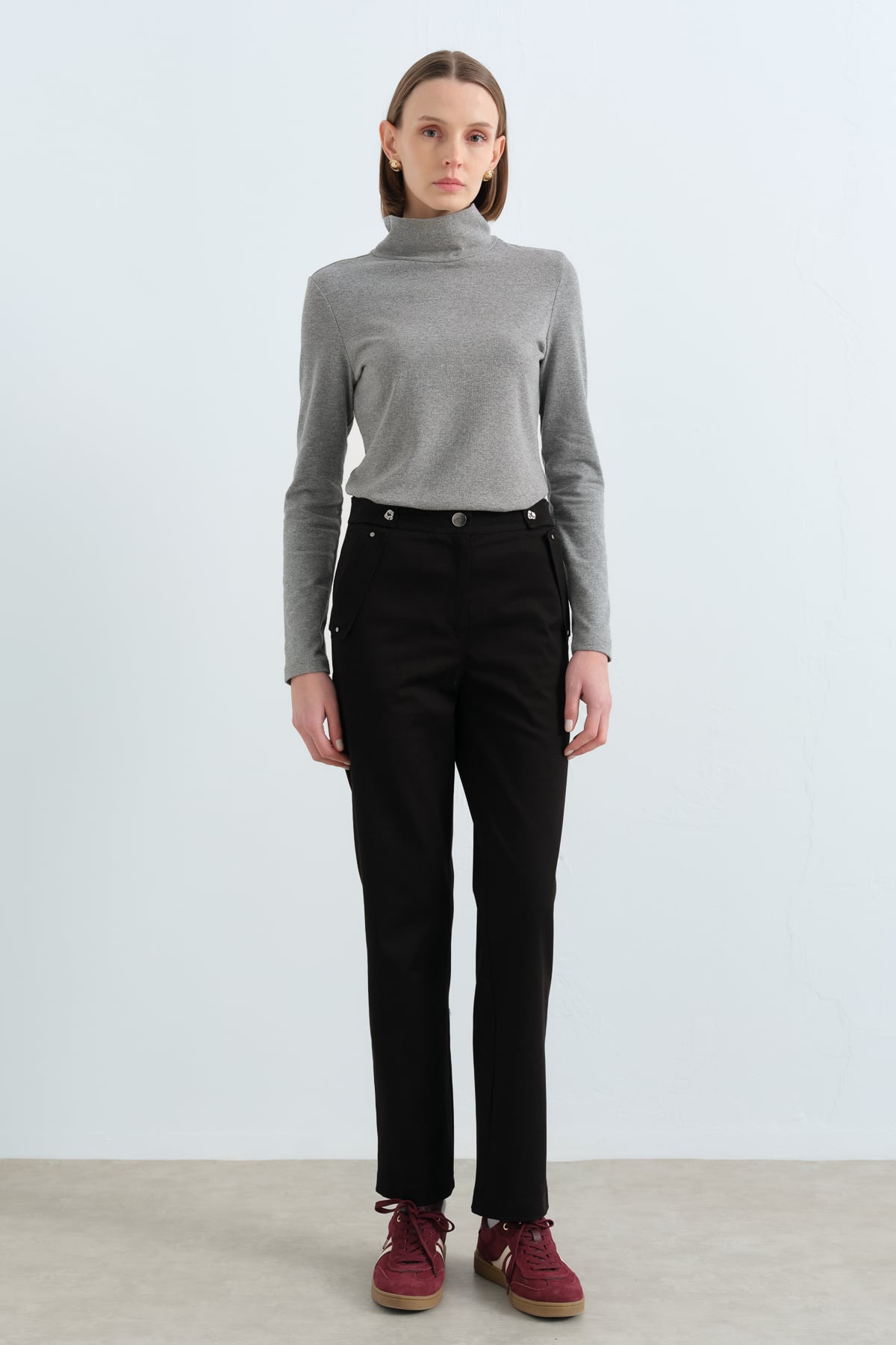 NİHAN Pantolon Nihan Rivet Detaylı Boru Paça Pantolon  Siyah_modest