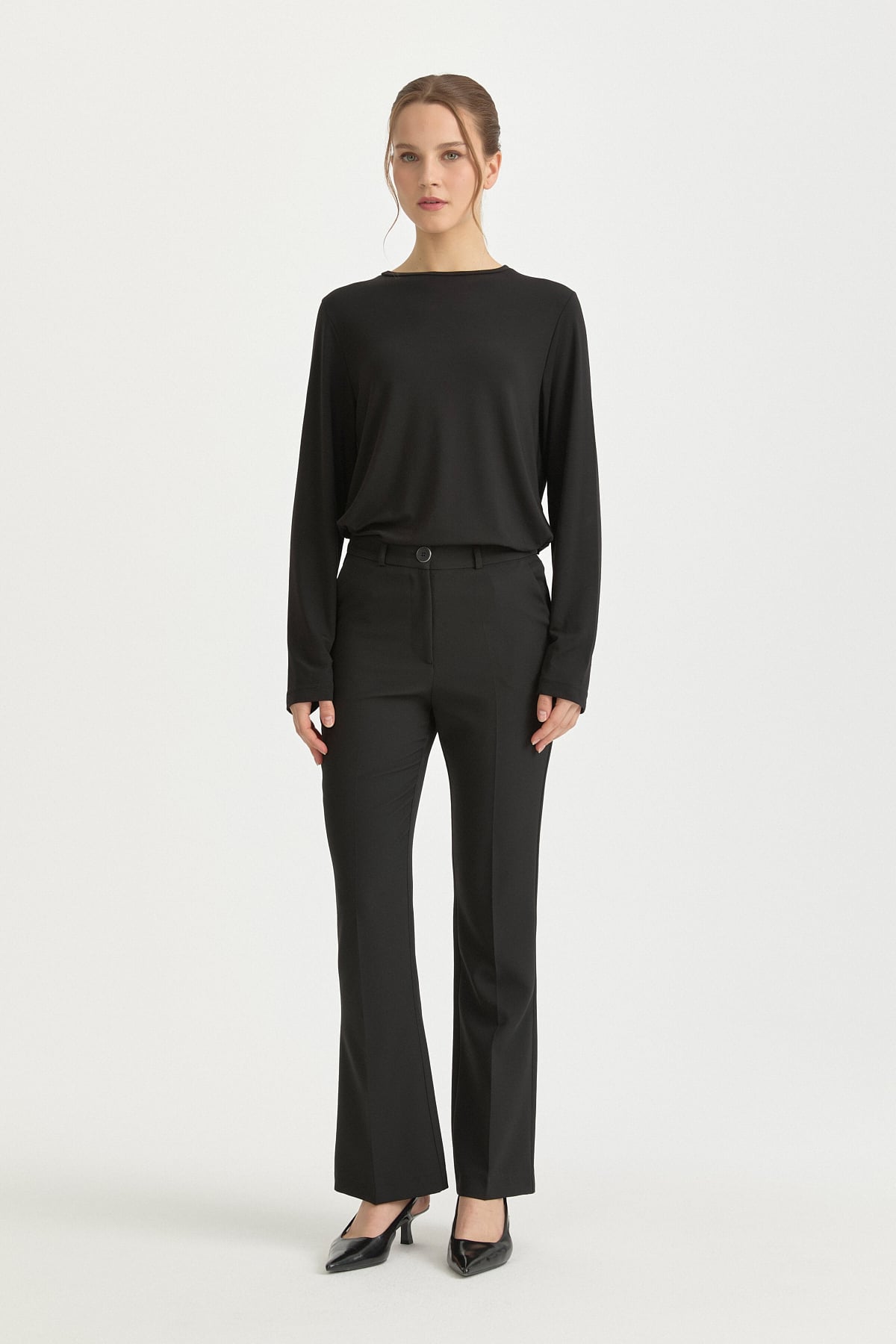 Ütü İzli İspanyol Paça Pantolon  Siyah