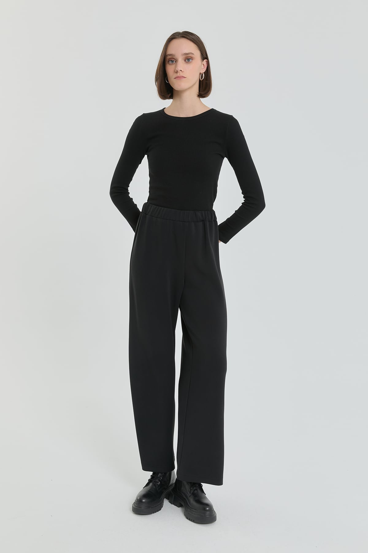Beli Lastikli Örme Bol Paça Pantolon  Siyah
