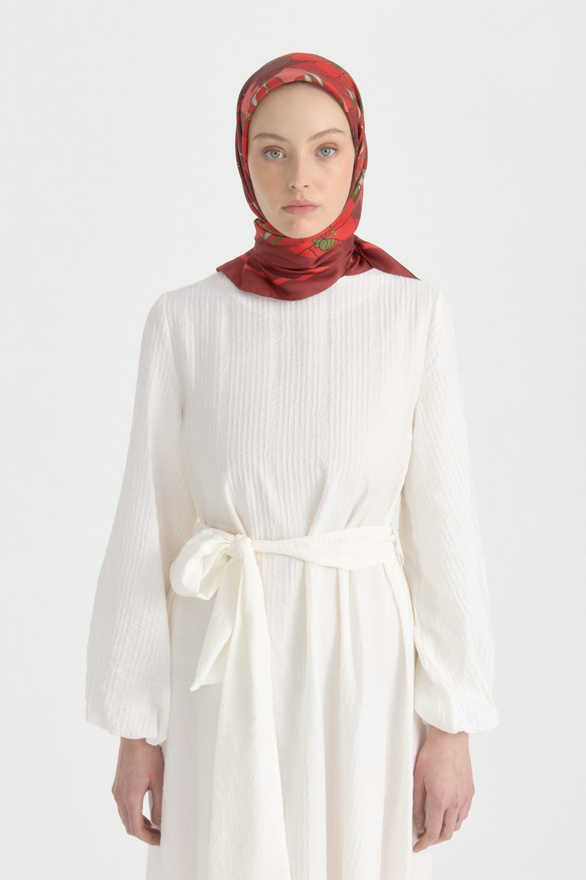 Garden Whisper Twill İpek Eşarp  Kırmızı