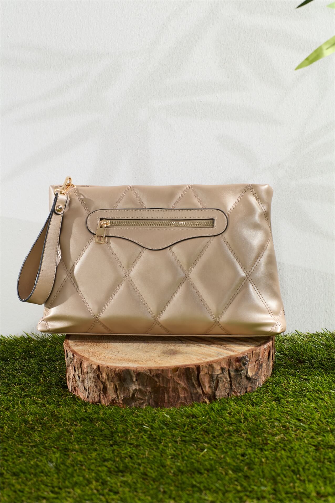 Nihan Clutch Bag Mink