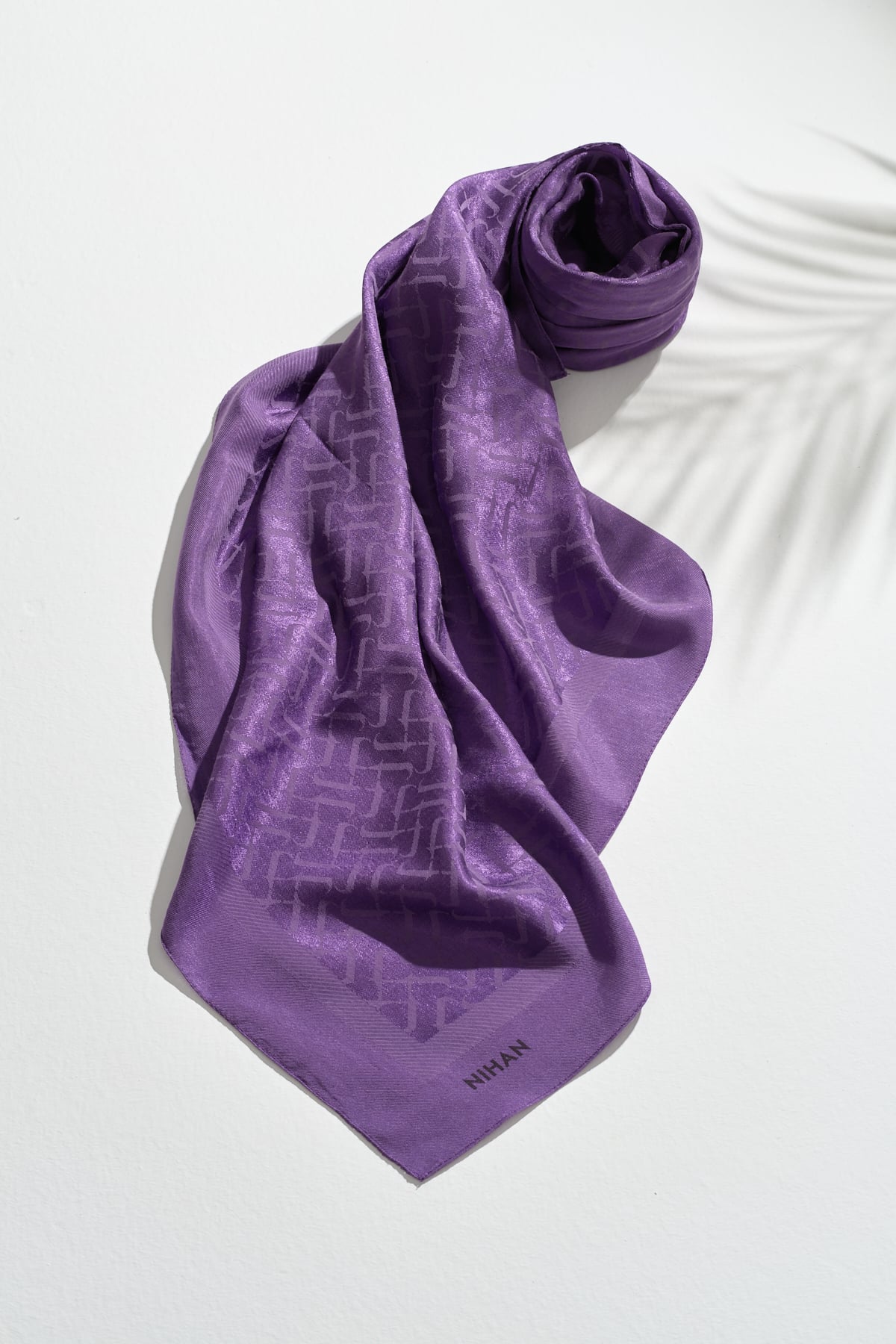 NİHAN Stil Eşarp Nihan Jakarlı Pamuk Lyocell Eşarp  Mor_modest