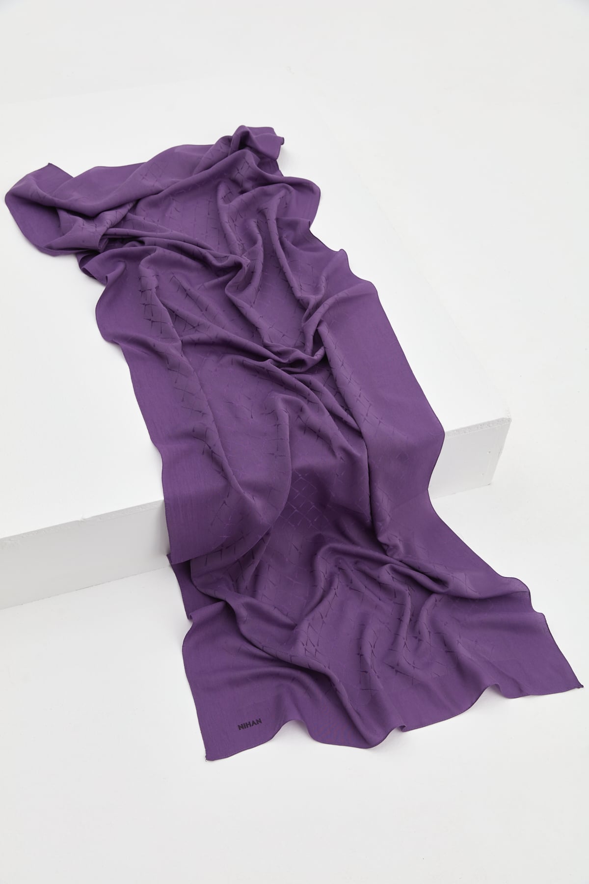 NİHAN Shawl Nihan Jakarlı Pamuk Lyocell Şal  Mürdüm_modest