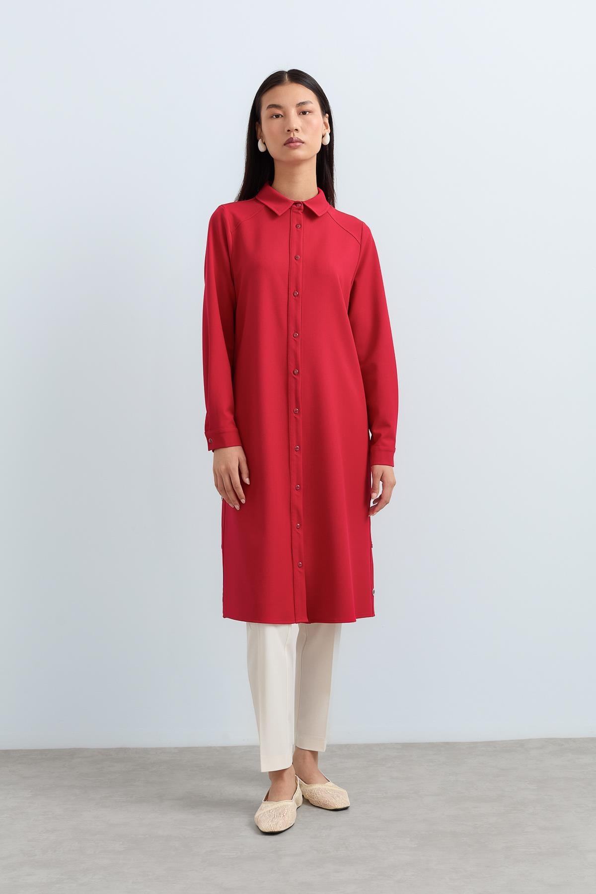 NİHAN Tunic Nihan Kuşgözü Detaylı Gömlek Yaka Tunik  Kırmızı_modest